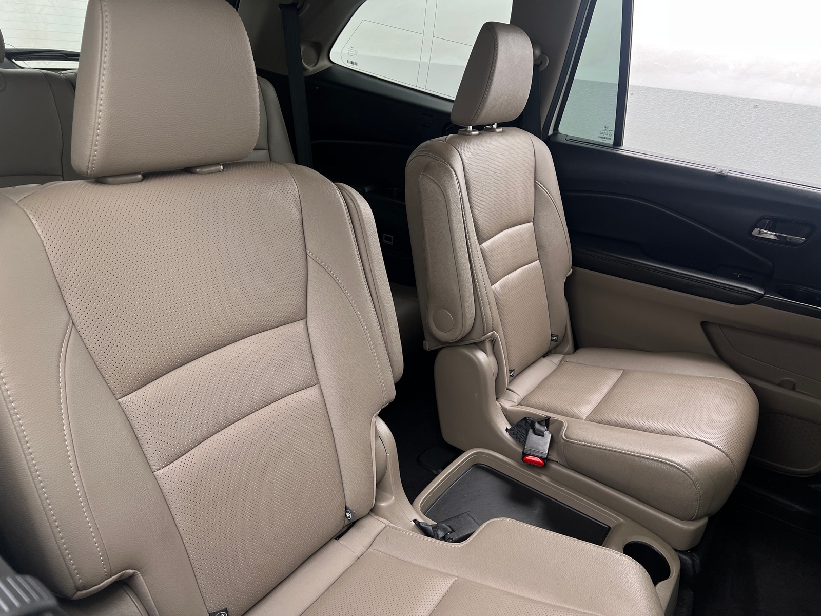 Thumbnail: 2017 Honda Pilot - 5