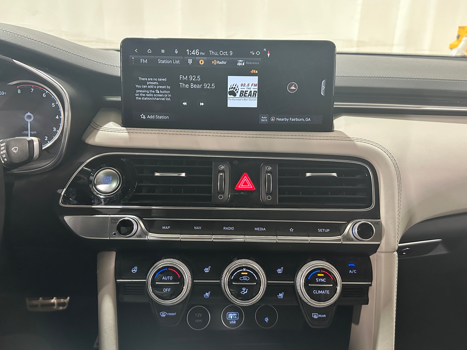 Thumbnail: 2023 Genesis G70 - 3