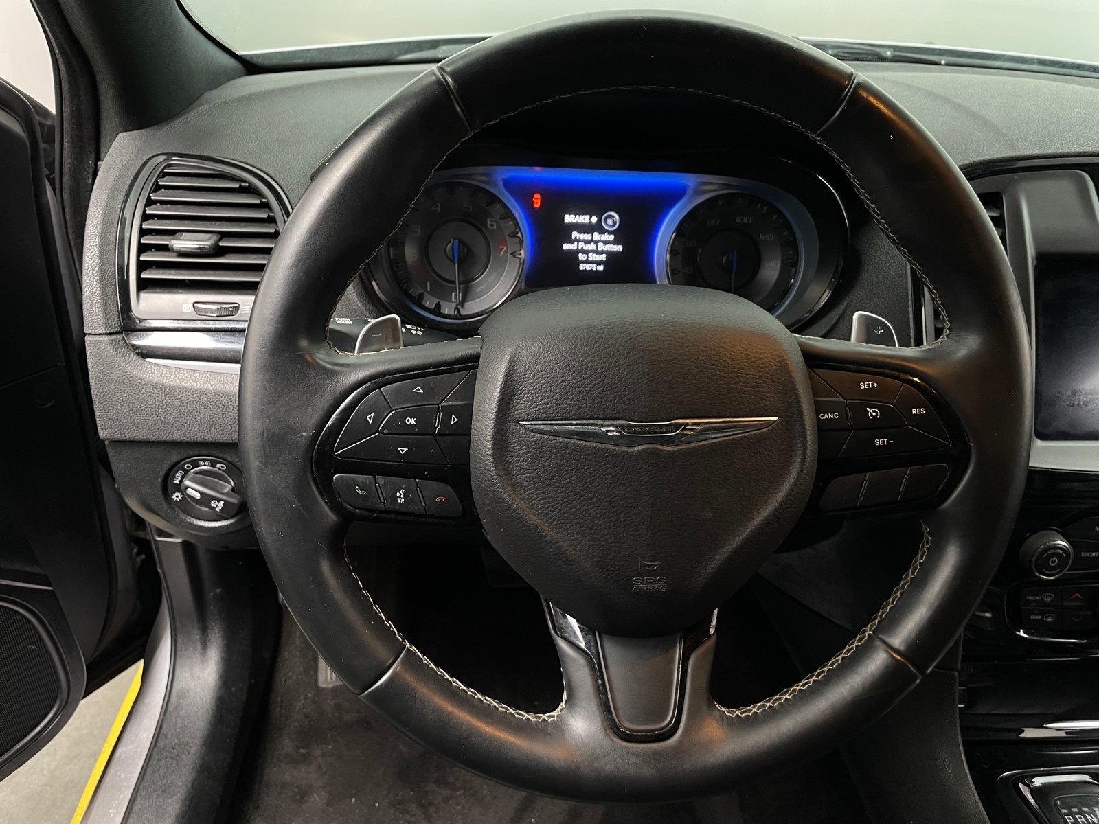 Thumbnail: 2018 Chrysler 300 - 4