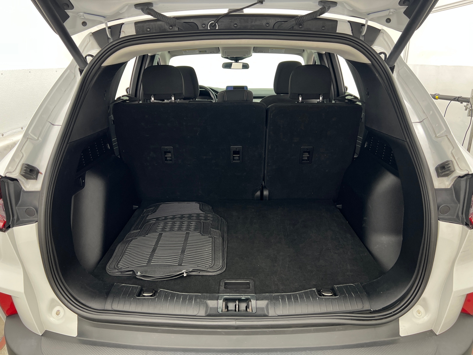 Thumbnail: 2023 Ford Escape - 7