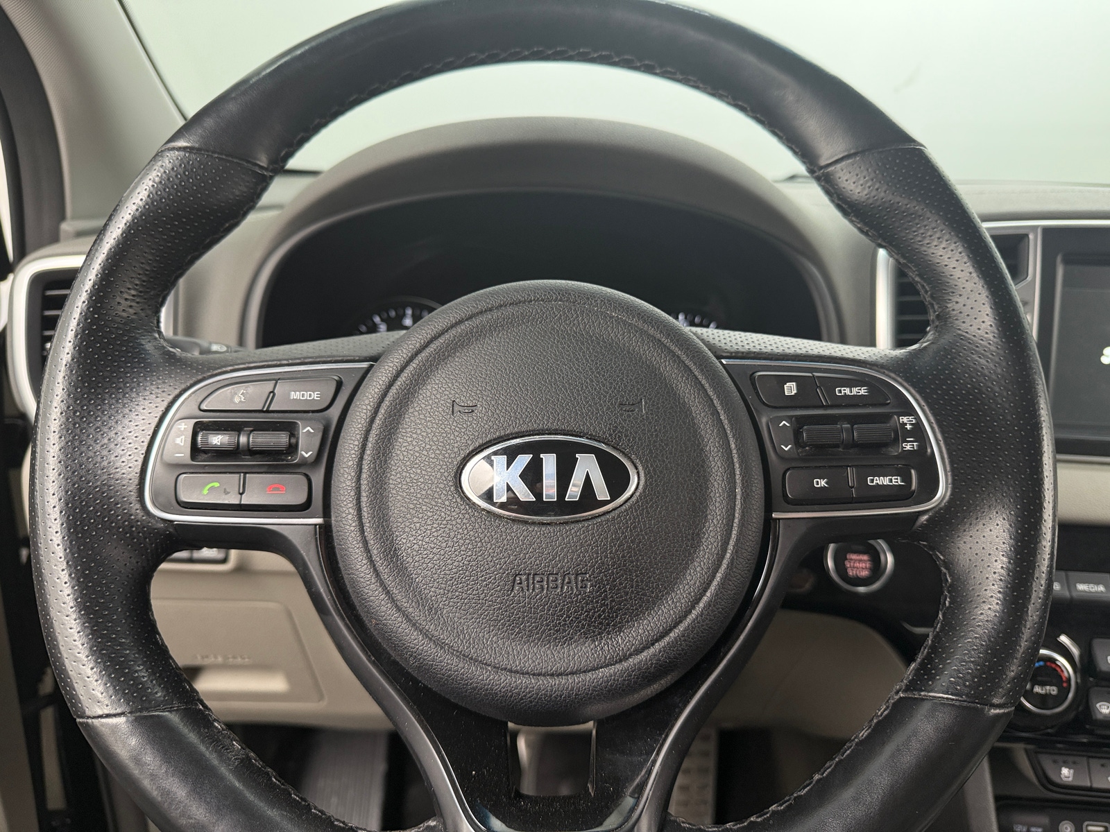 Thumbnail: 2019 Kia Sportage - 4