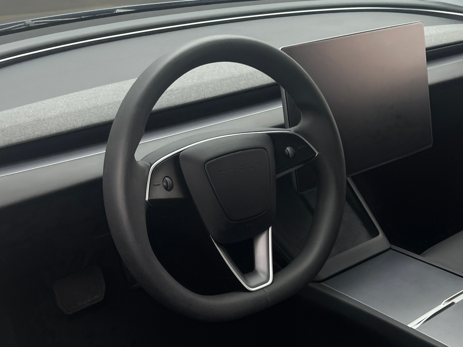 Thumbnail: 2025 Tesla Model 3 - 4