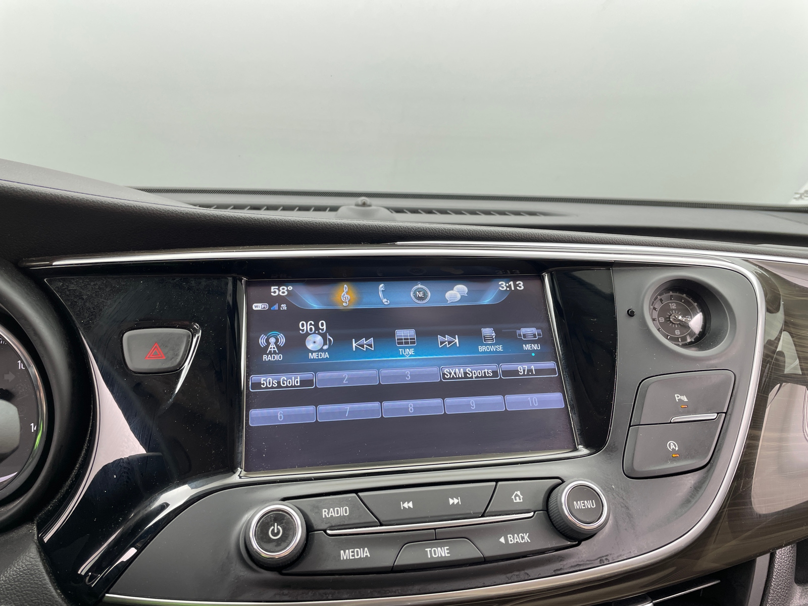 Thumbnail: 2020 Buick Envision - 3