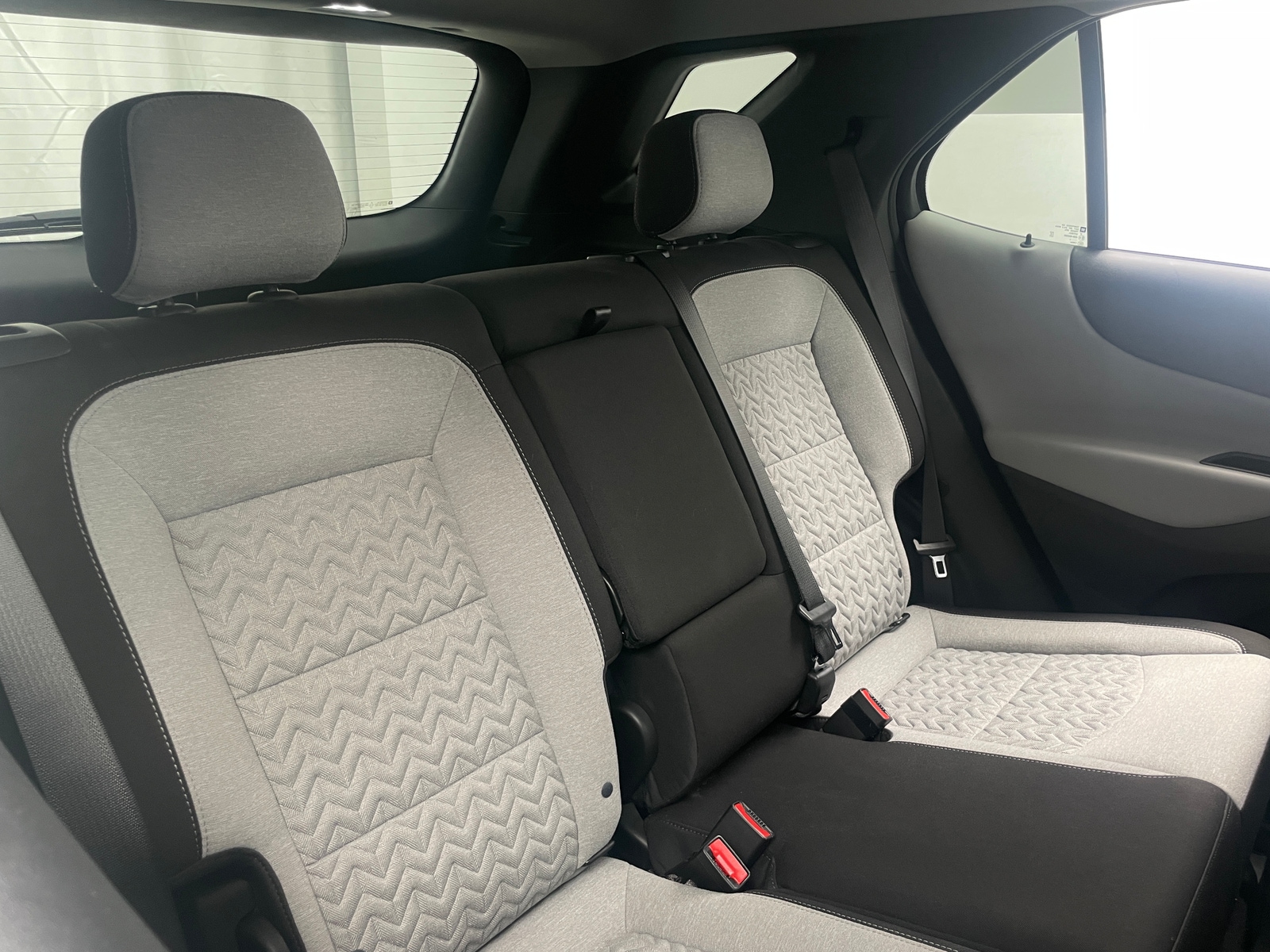 Thumbnail: 2022 Chevrolet Equinox - 6