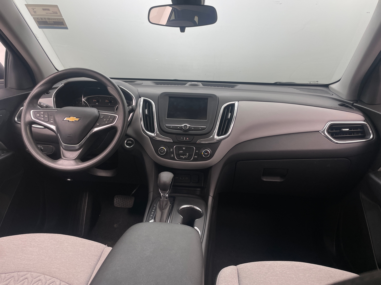 Thumbnail: 2022 Chevrolet Equinox - 3