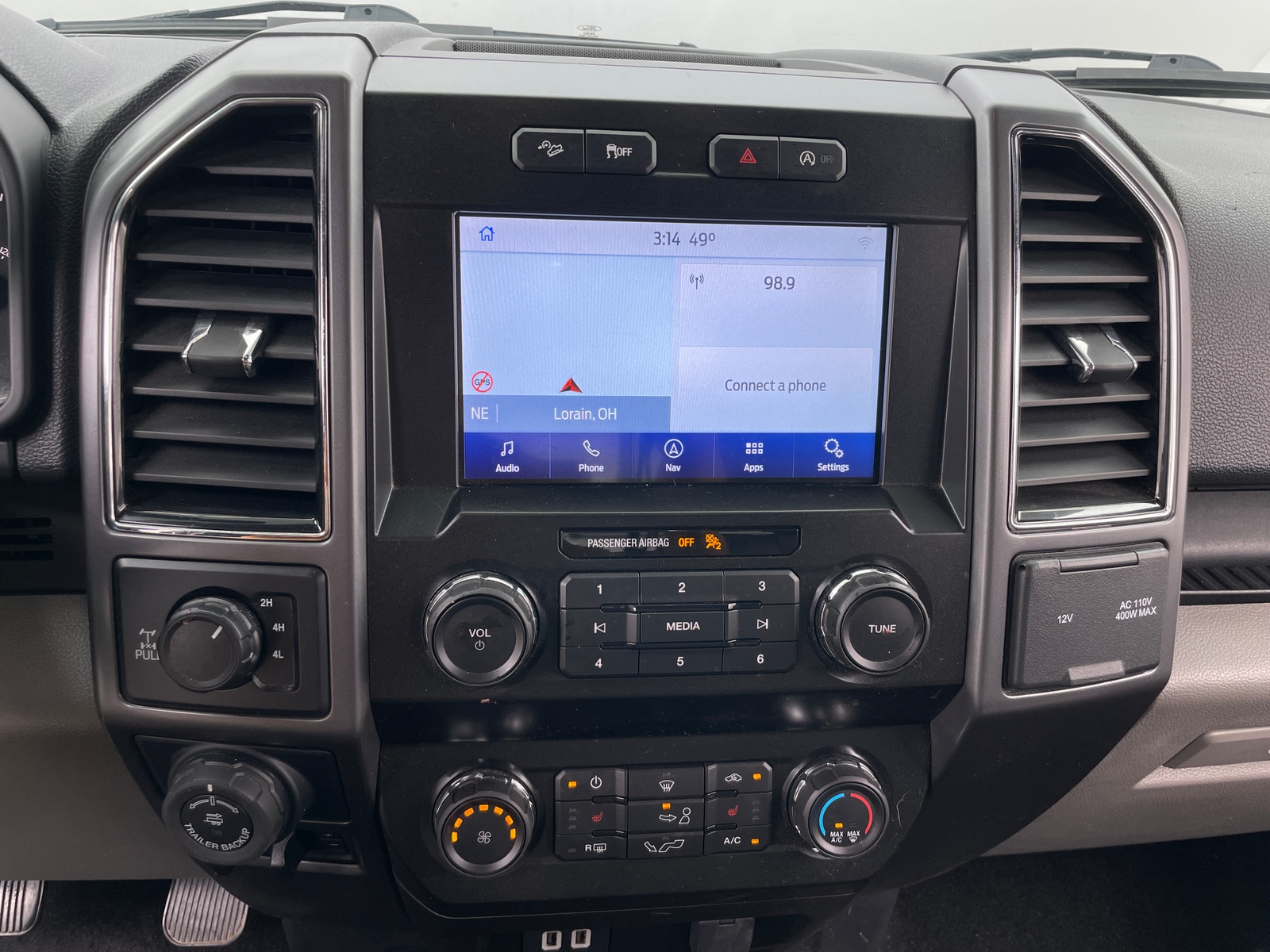 Thumbnail: 2020 Ford Econoline - 4