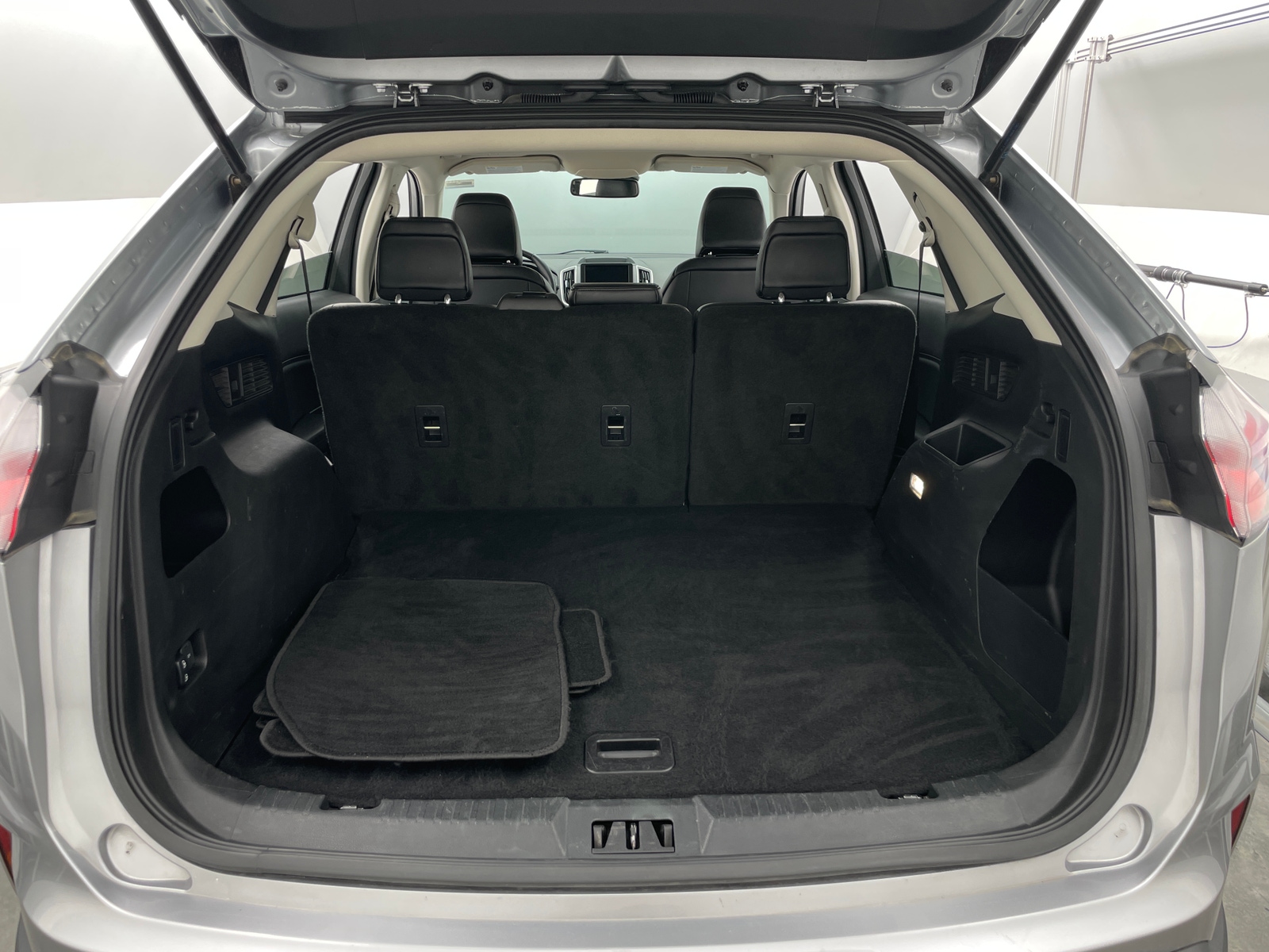 Thumbnail: 2024 Ford Edge - 6