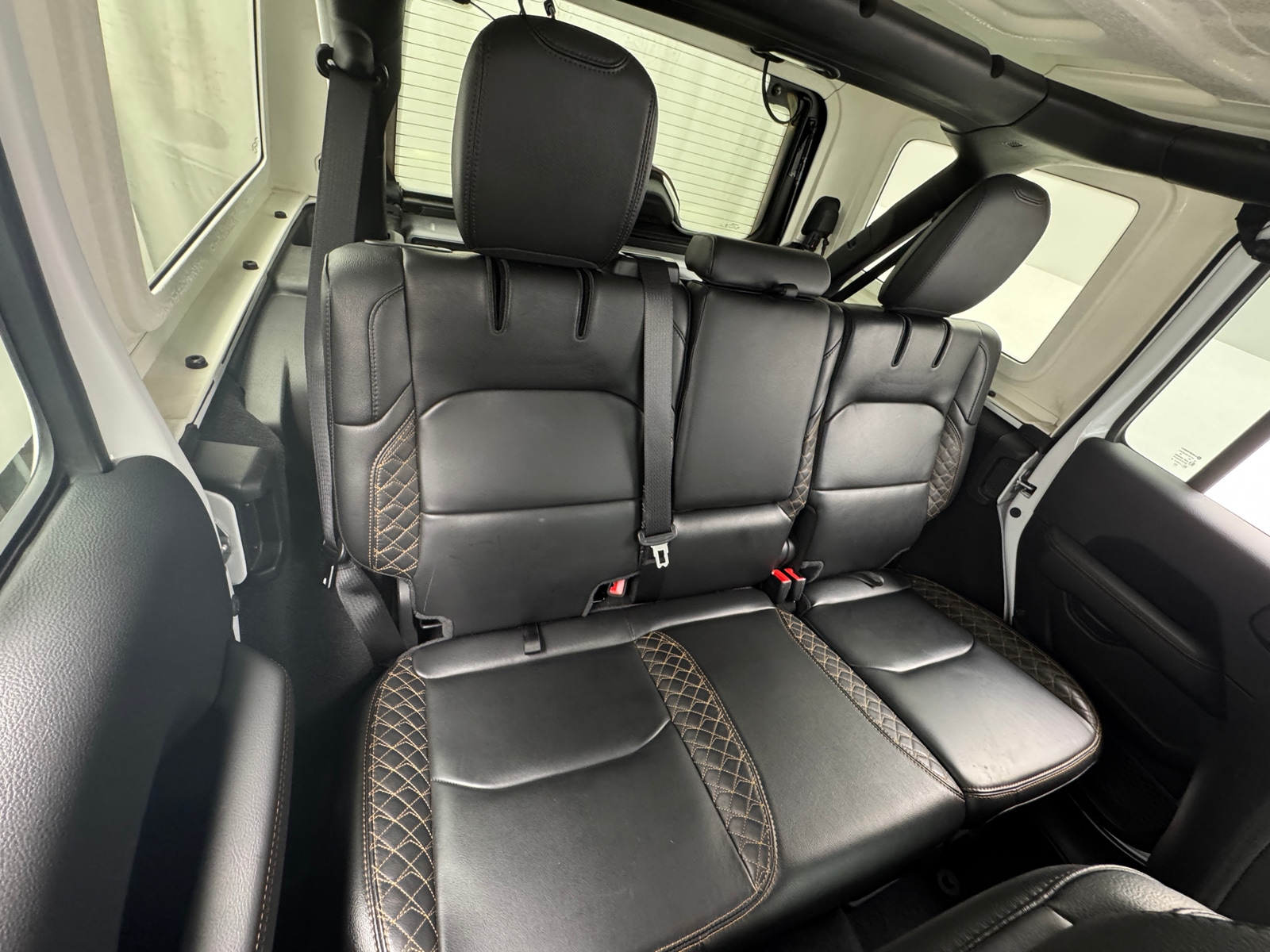 Thumbnail: 2021 Jeep Wrangler - 5