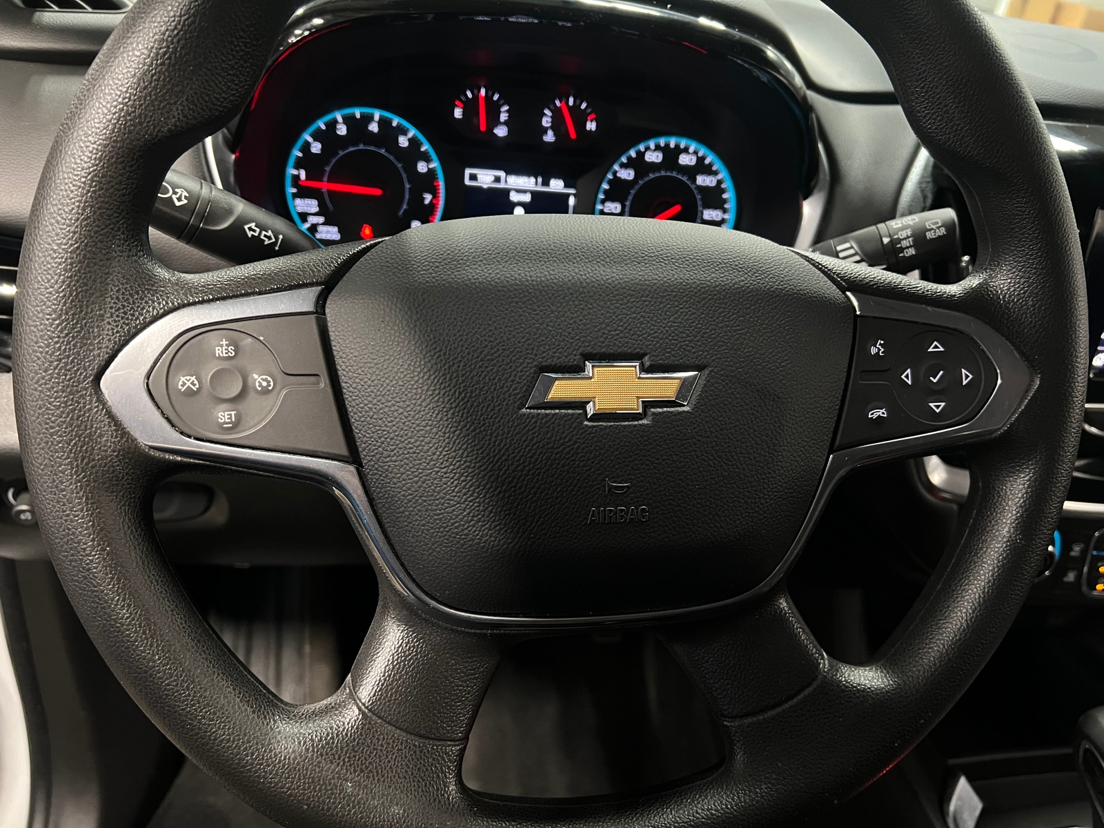 Thumbnail: 2021 Chevrolet Traverse - 5