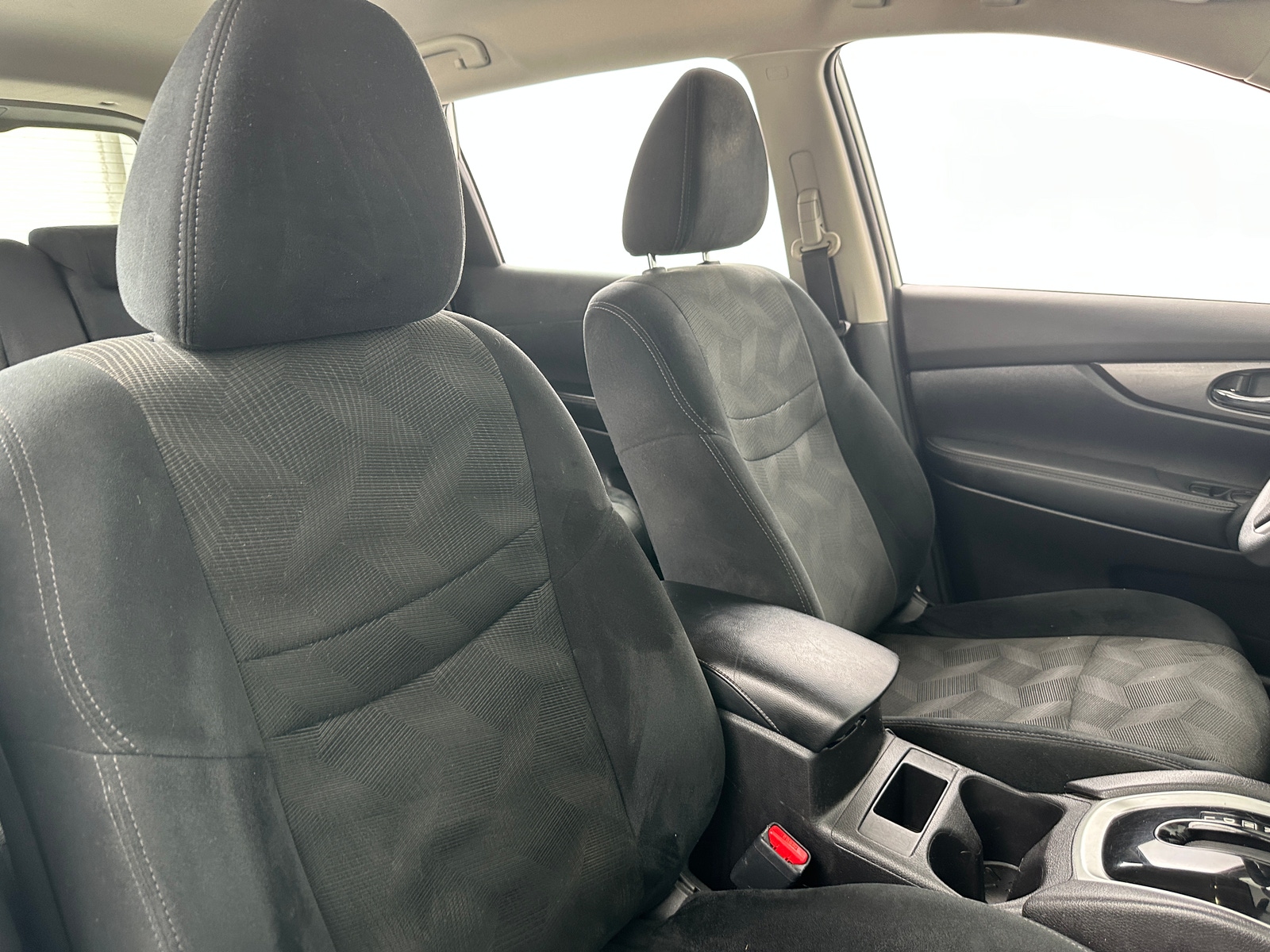 Thumbnail: 2016 Nissan Rogue - 2