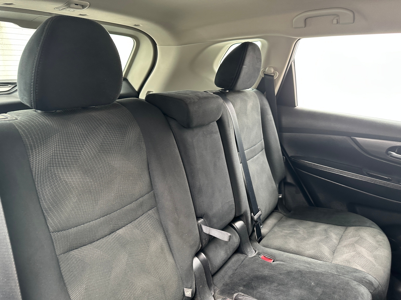 Thumbnail: 2016 Nissan Rogue - 6