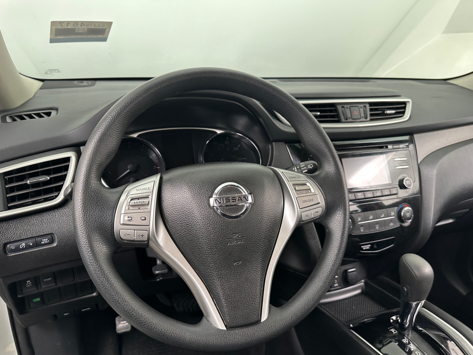 Thumbnail: 2016 Nissan Rogue - 5