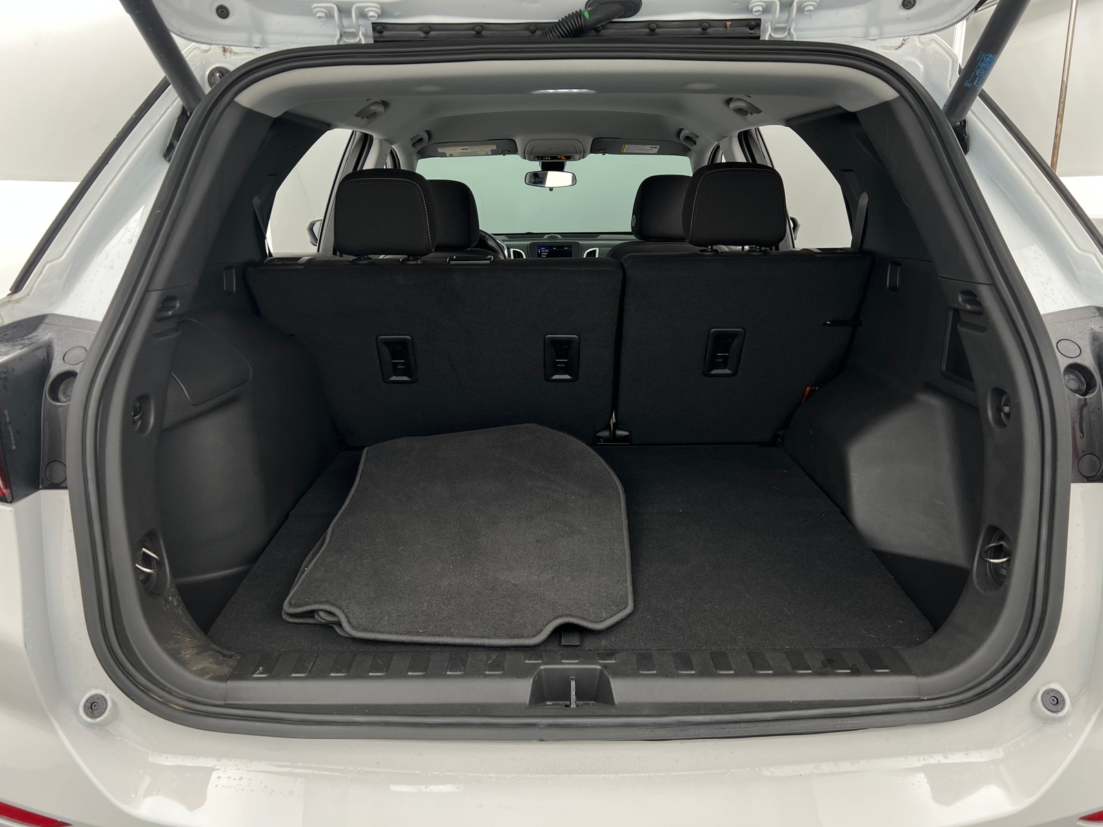 Thumbnail: 2023 Chevrolet Equinox - 7
