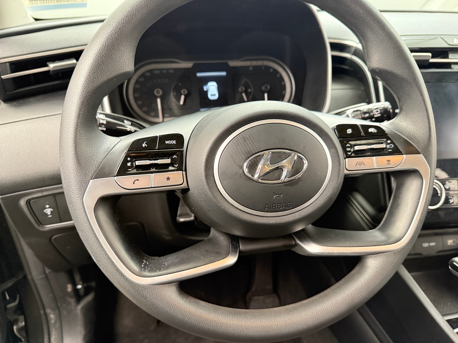 Thumbnail: 2022 Hyundai Tucson - 5