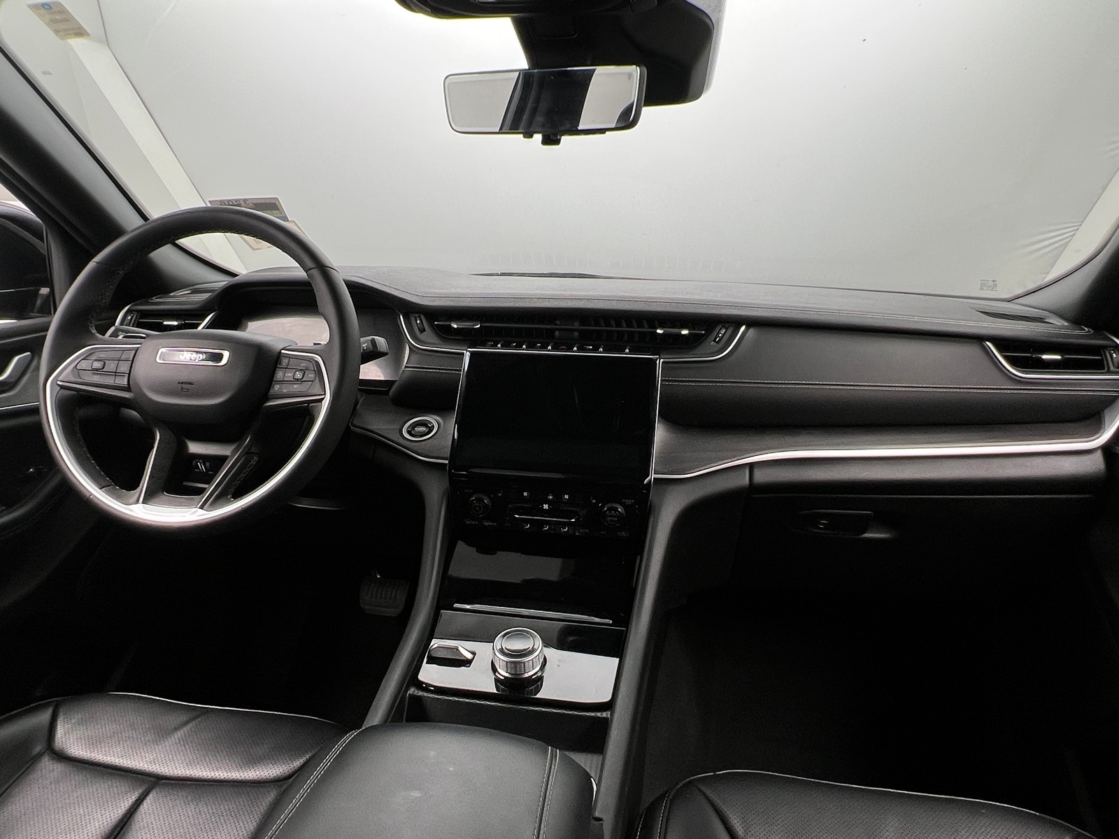 Thumbnail: 2024 Jeep Grand Cherokee L - 2