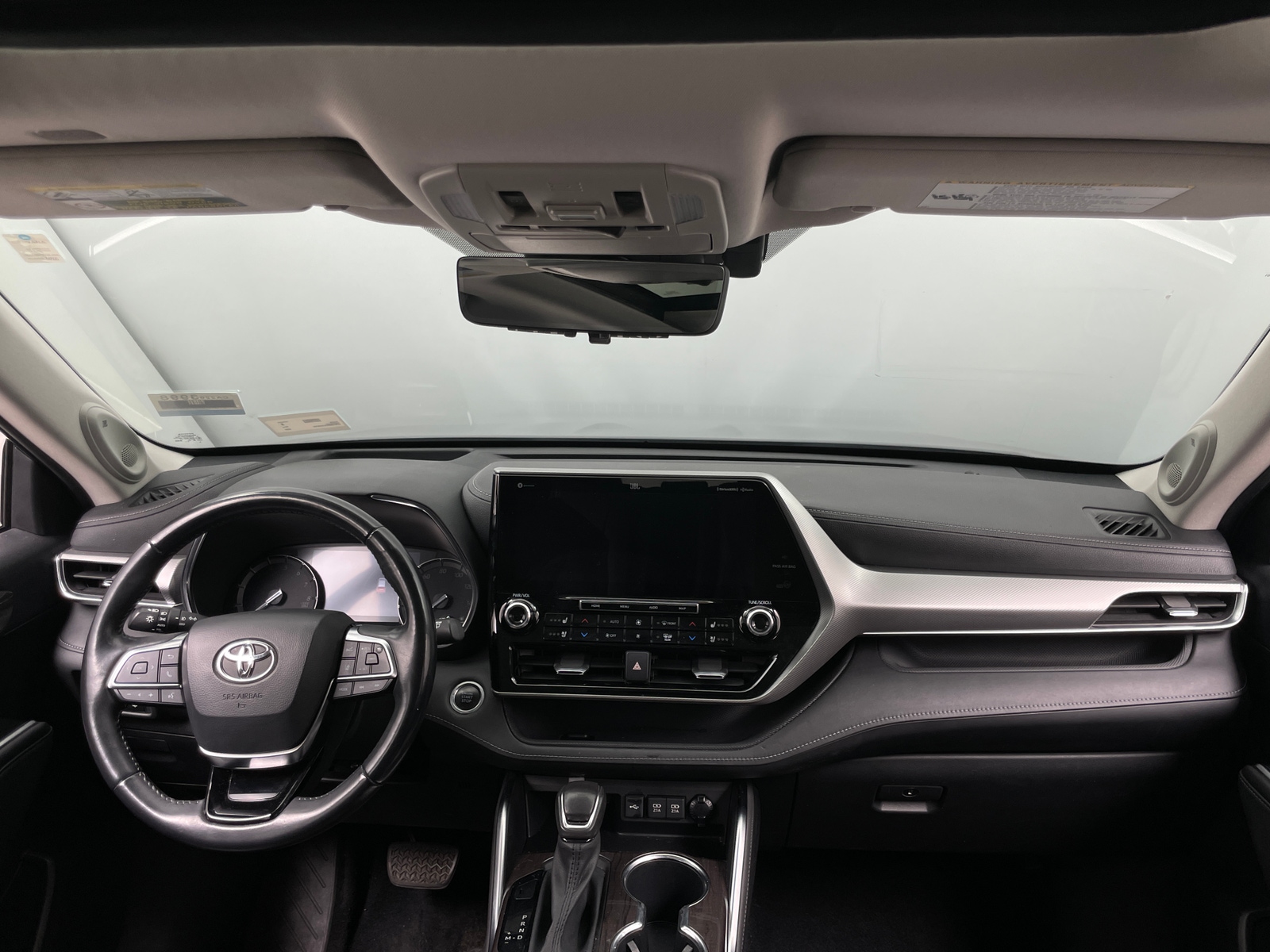Thumbnail: 2020 Toyota Highlander - 2