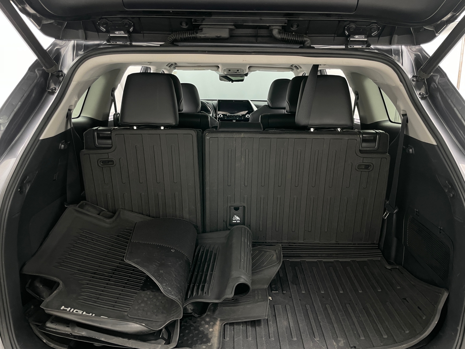 Thumbnail: 2020 Toyota Highlander - 6