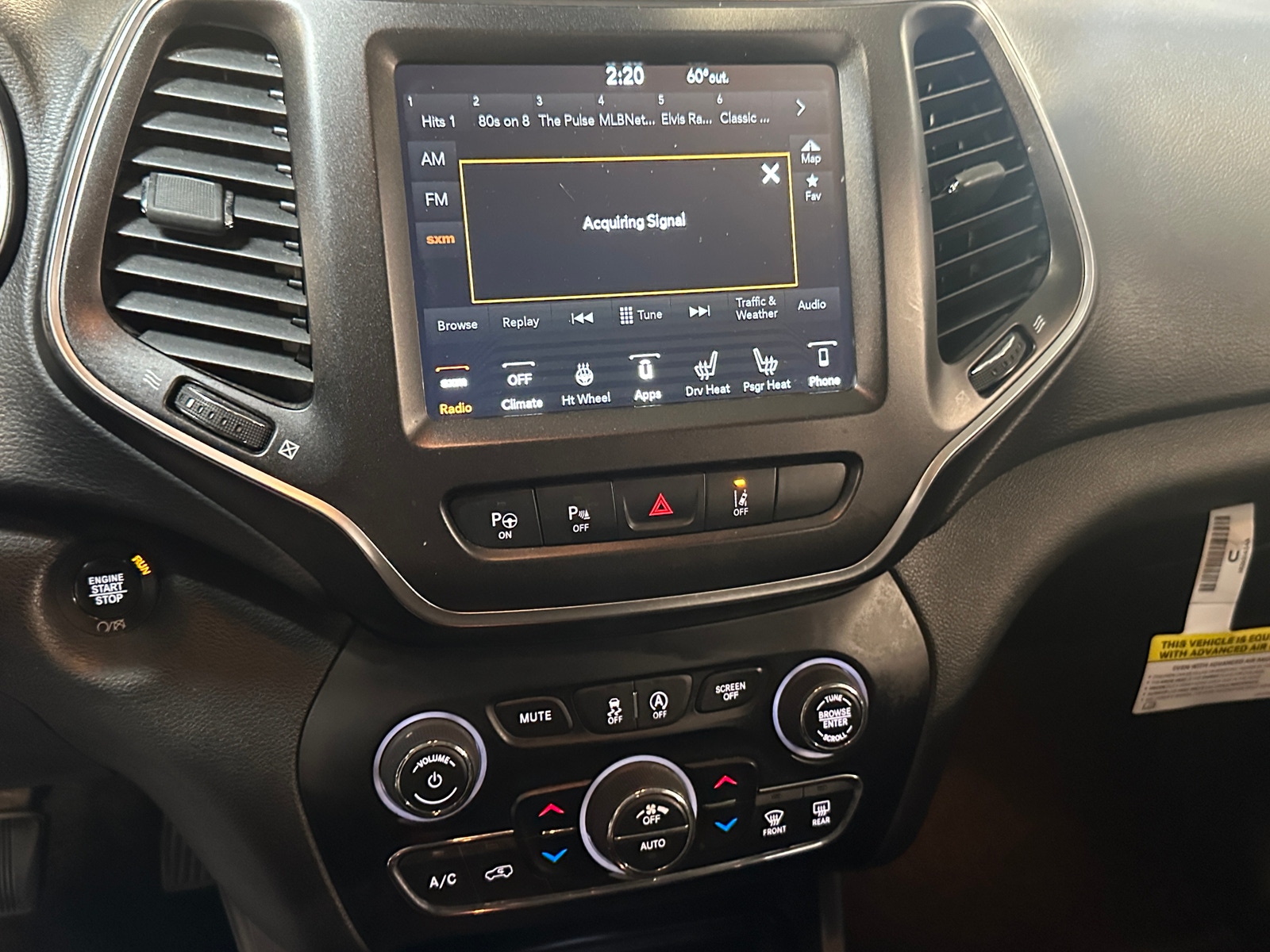 Thumbnail: 2019 Jeep Cherokee - 3