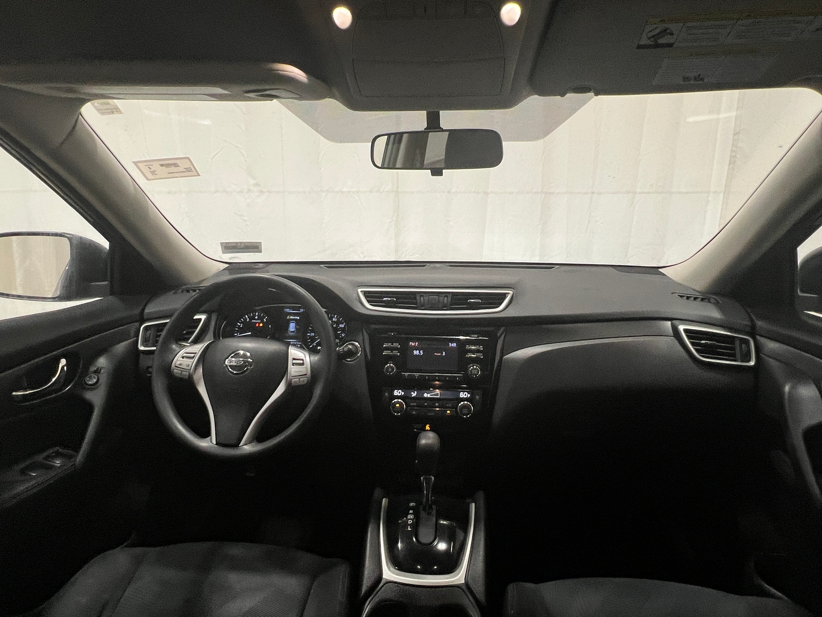 Thumbnail: 2016 Nissan Rogue - 3