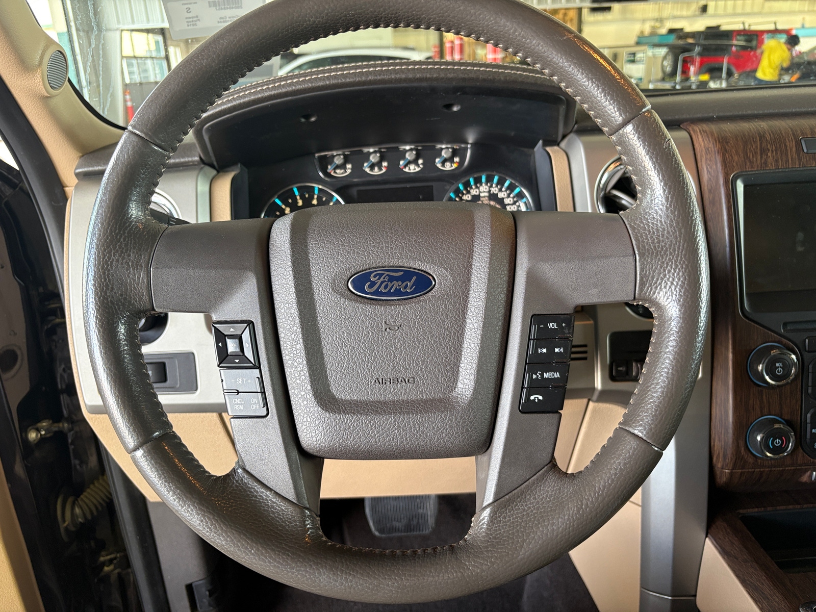 Thumbnail: 2014 Ford Econoline - 4