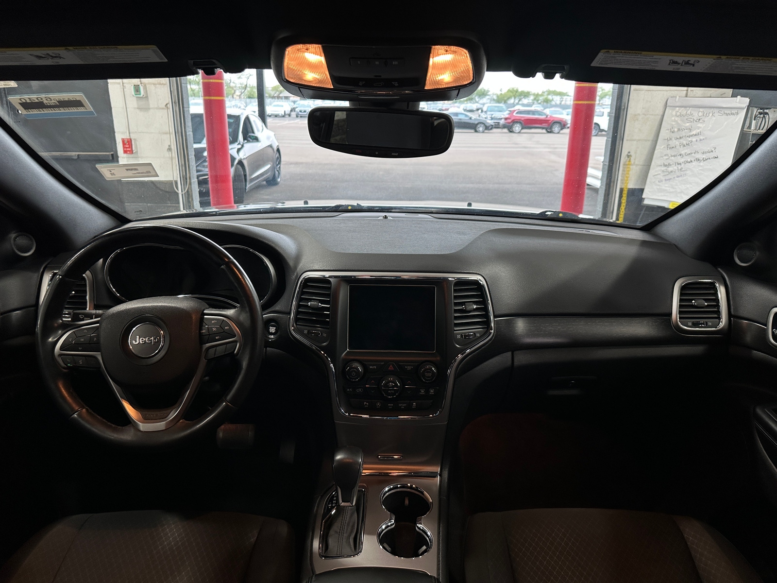 Thumbnail: 2018 Jeep Grand Cherokee - 3
