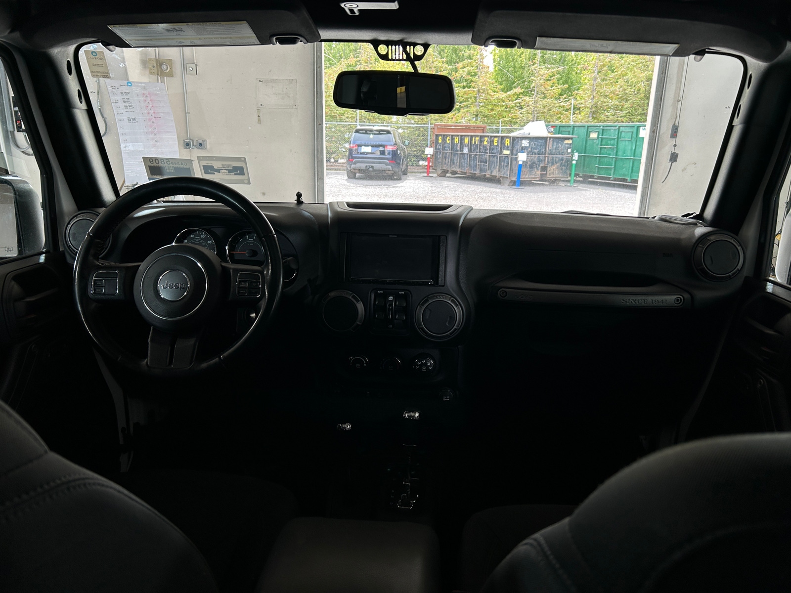 Thumbnail: 2017 Jeep Wrangler - 3