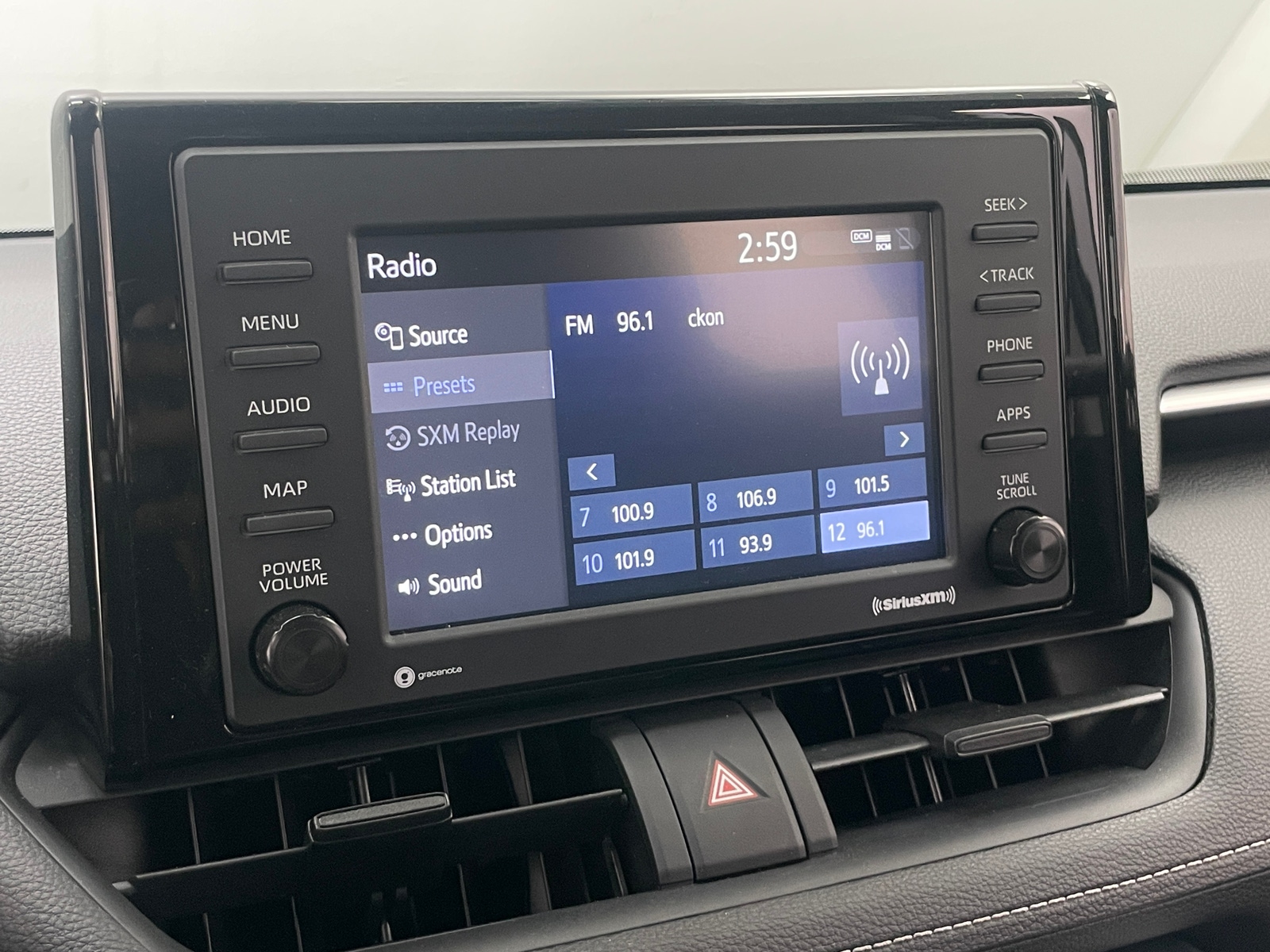 Thumbnail: 2021 Toyota RAV4 - 4