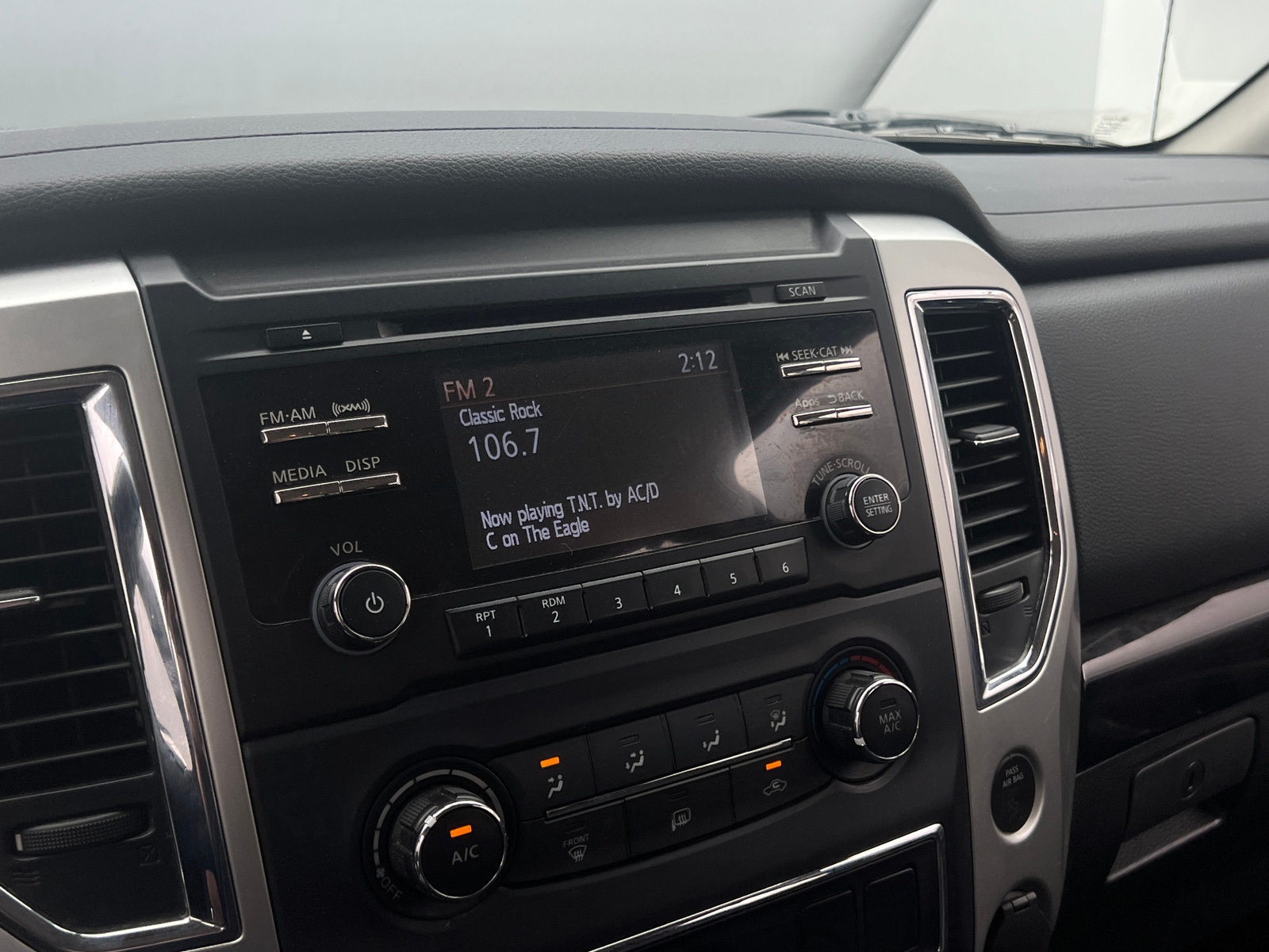 Thumbnail: 2017 Nissan Titan - 4