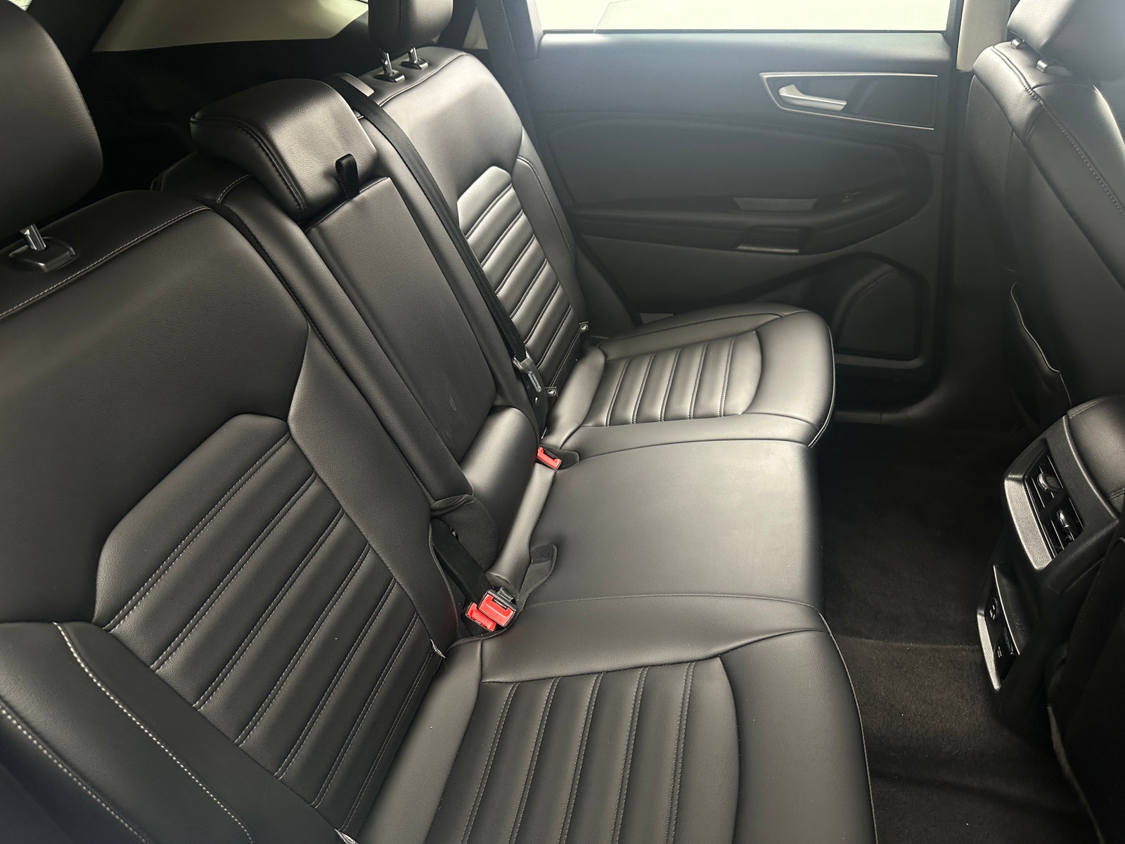 Thumbnail: 2022 Ford Edge - 5