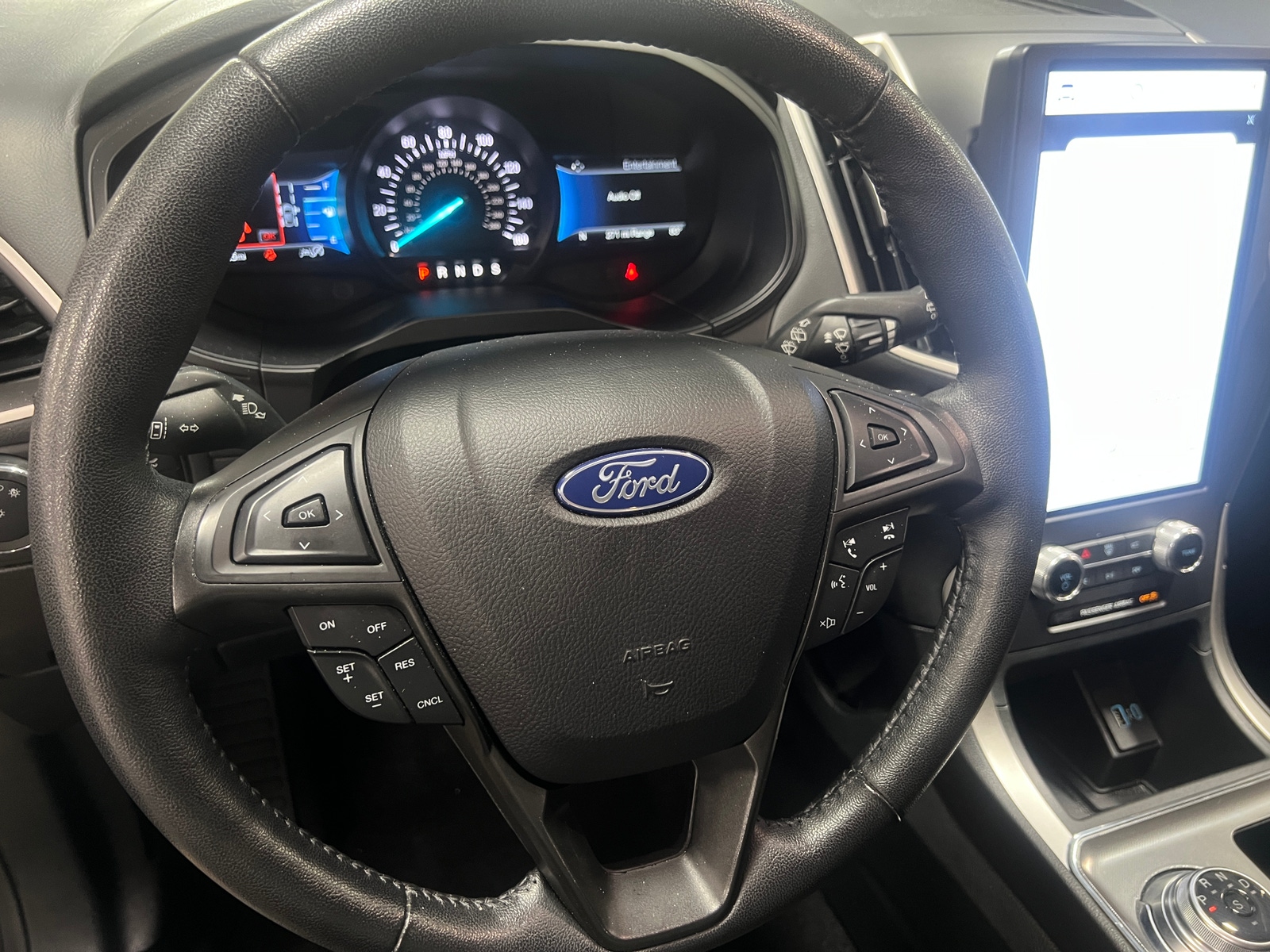 Thumbnail: 2022 Ford Edge - 4