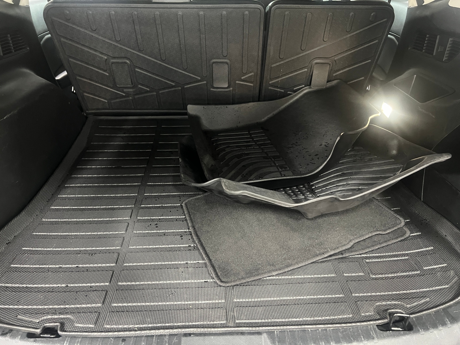 Thumbnail: 2022 Ford Edge - 6