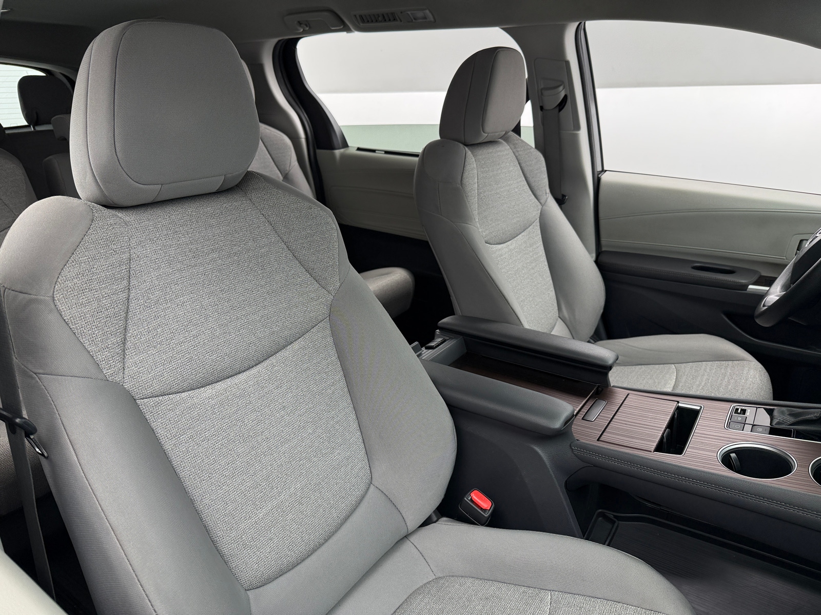 Thumbnail: 2024 Toyota Sienna - 2