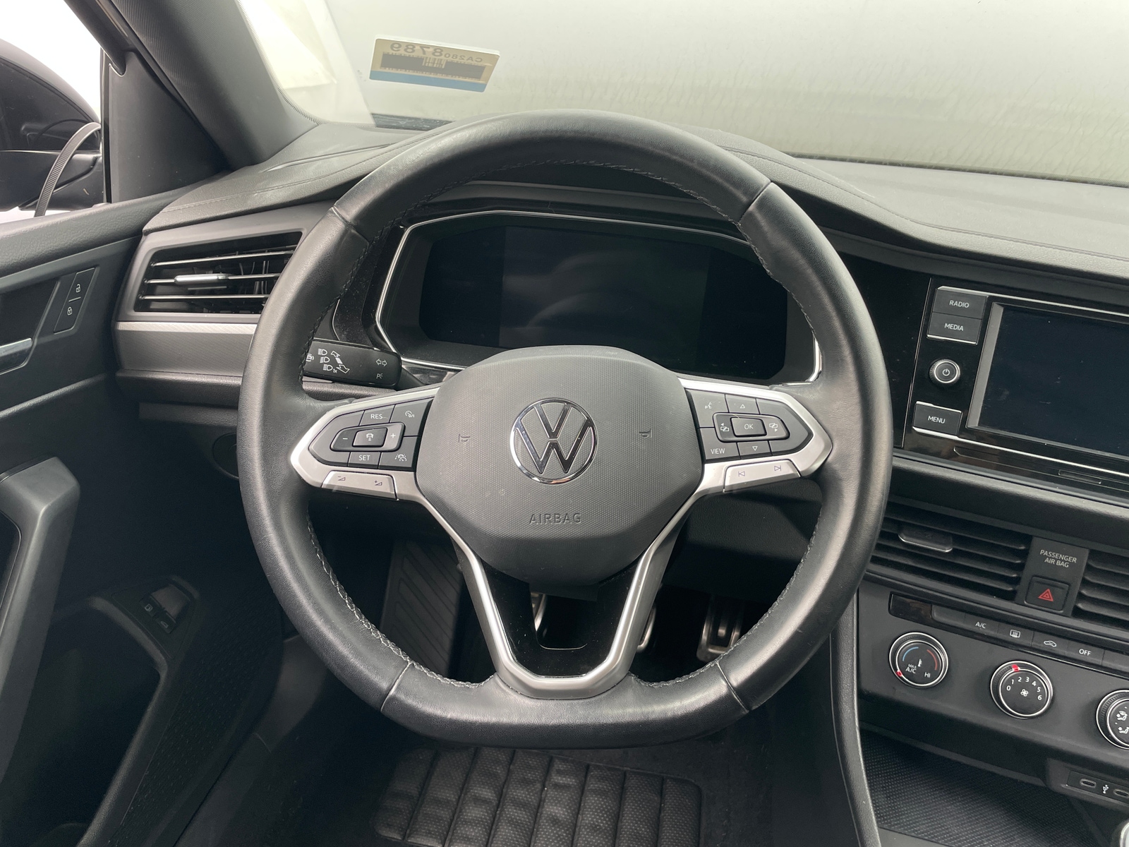 Thumbnail: 2023 Volkswagen Jetta - 5