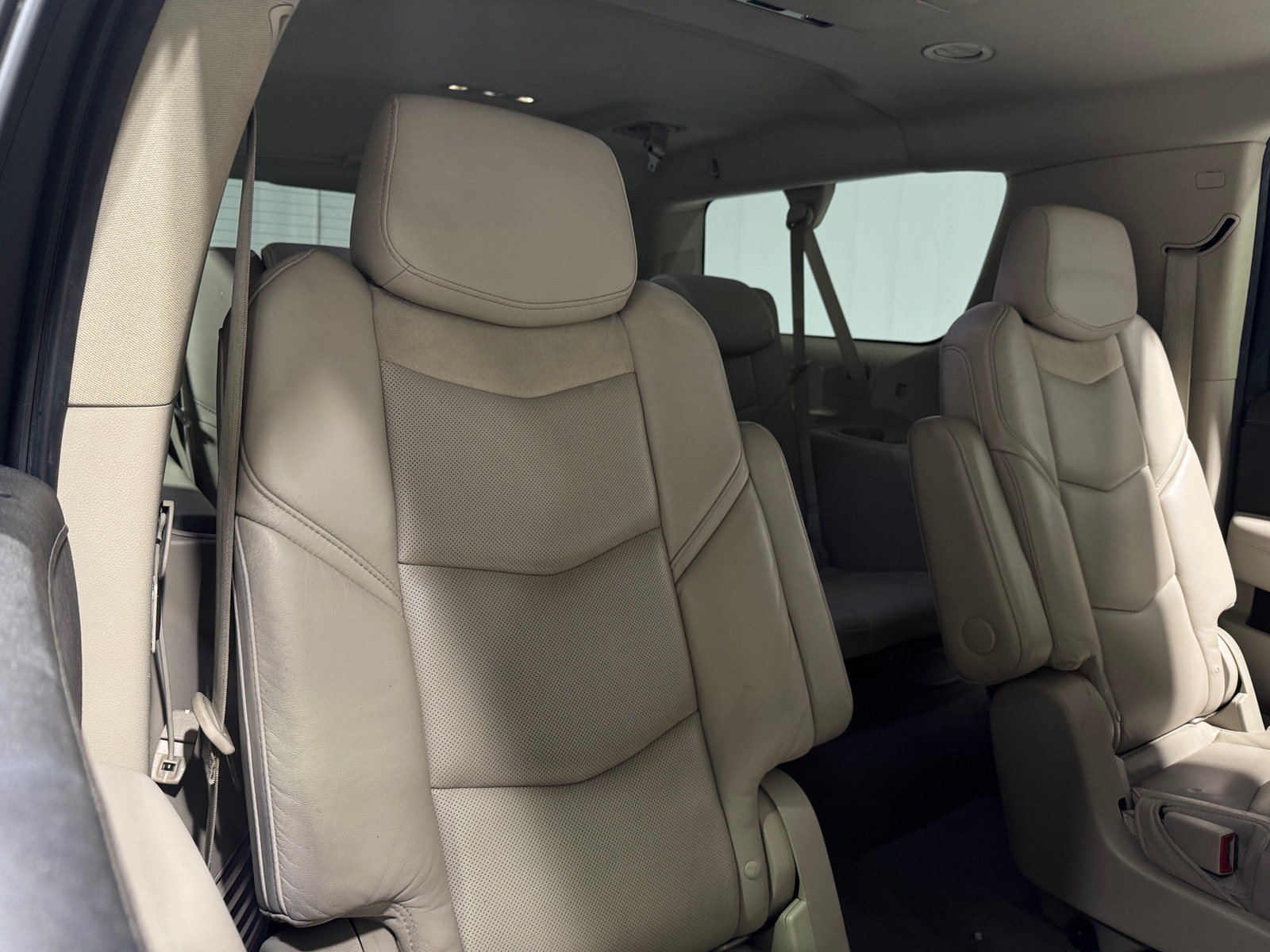 Thumbnail: 2020 Cadillac Escalade - 6