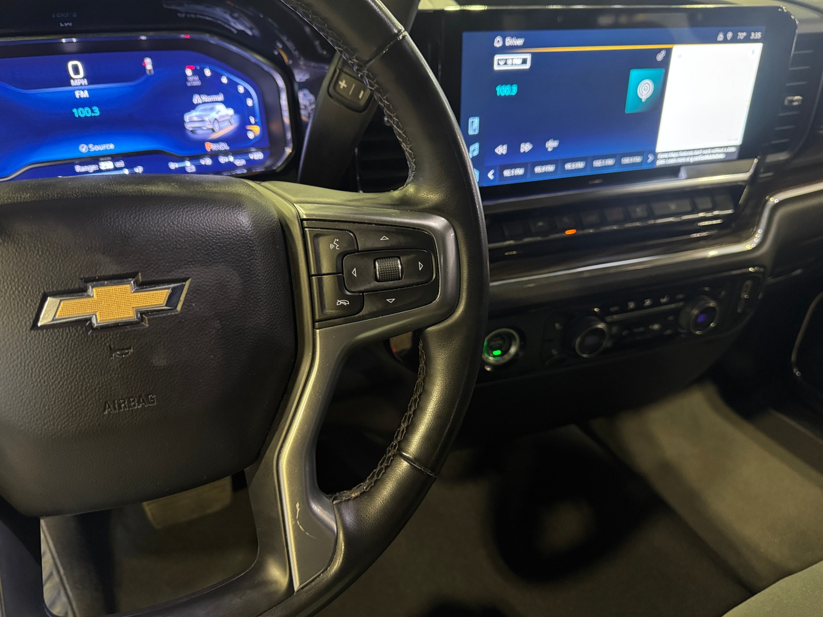 Thumbnail: 2024 Chevrolet Silverado 1500 - 4