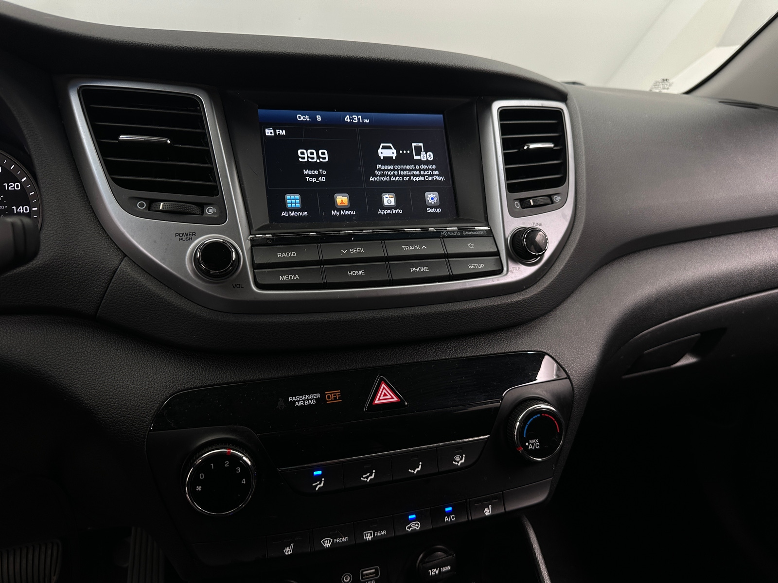 Thumbnail: 2018 Hyundai Tucson - 4
