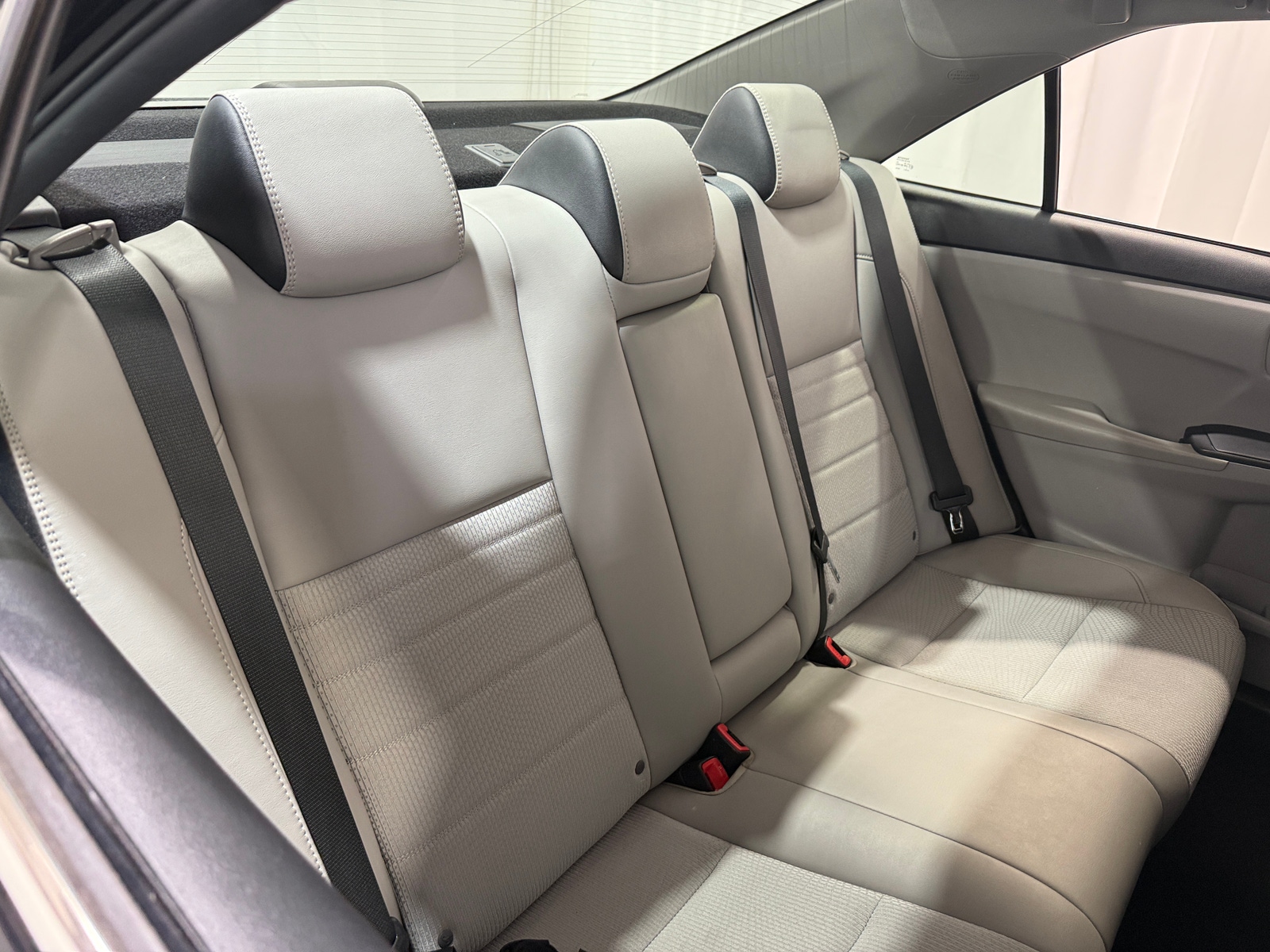 Thumbnail: 2016 Toyota Camry - 6