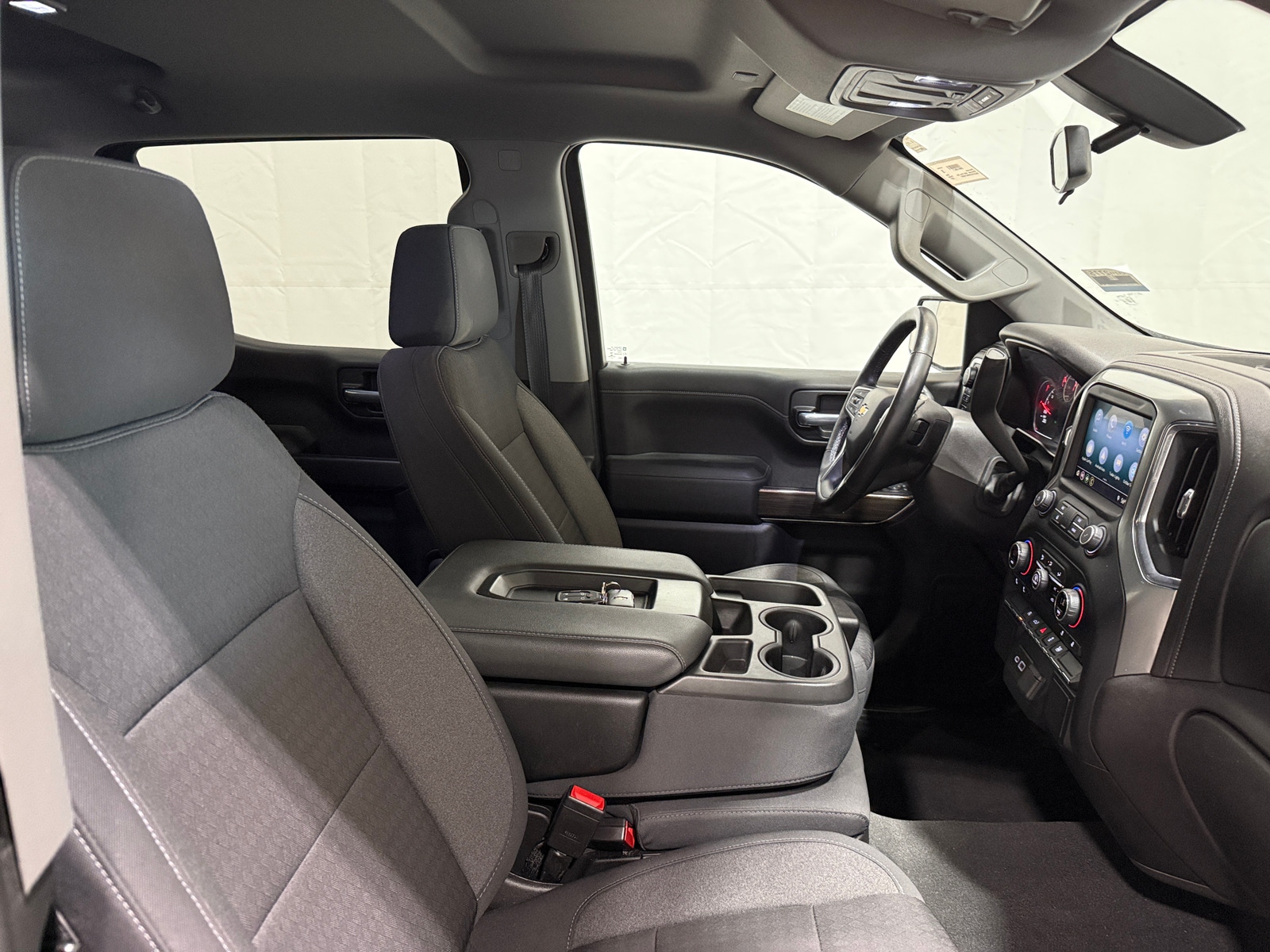 Thumbnail: 2021 Chevrolet Silverado 1500 - 2
