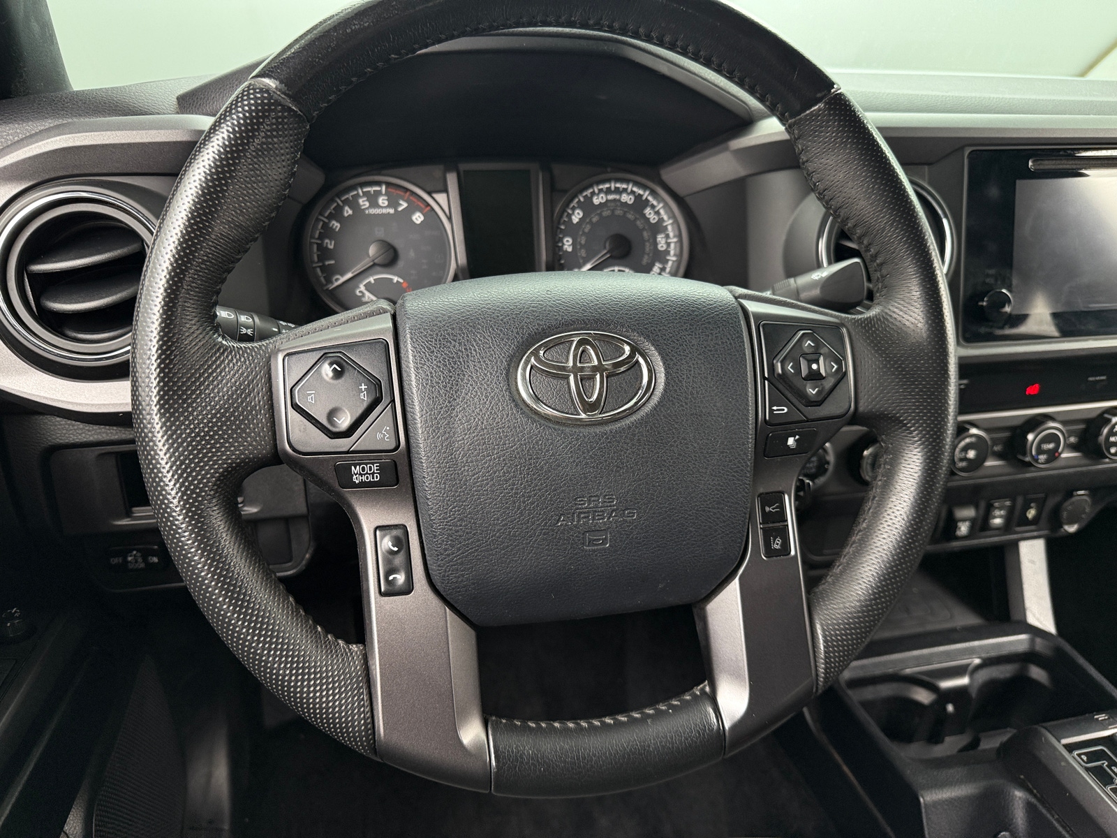 Thumbnail: 2019 Toyota Tacoma - 5