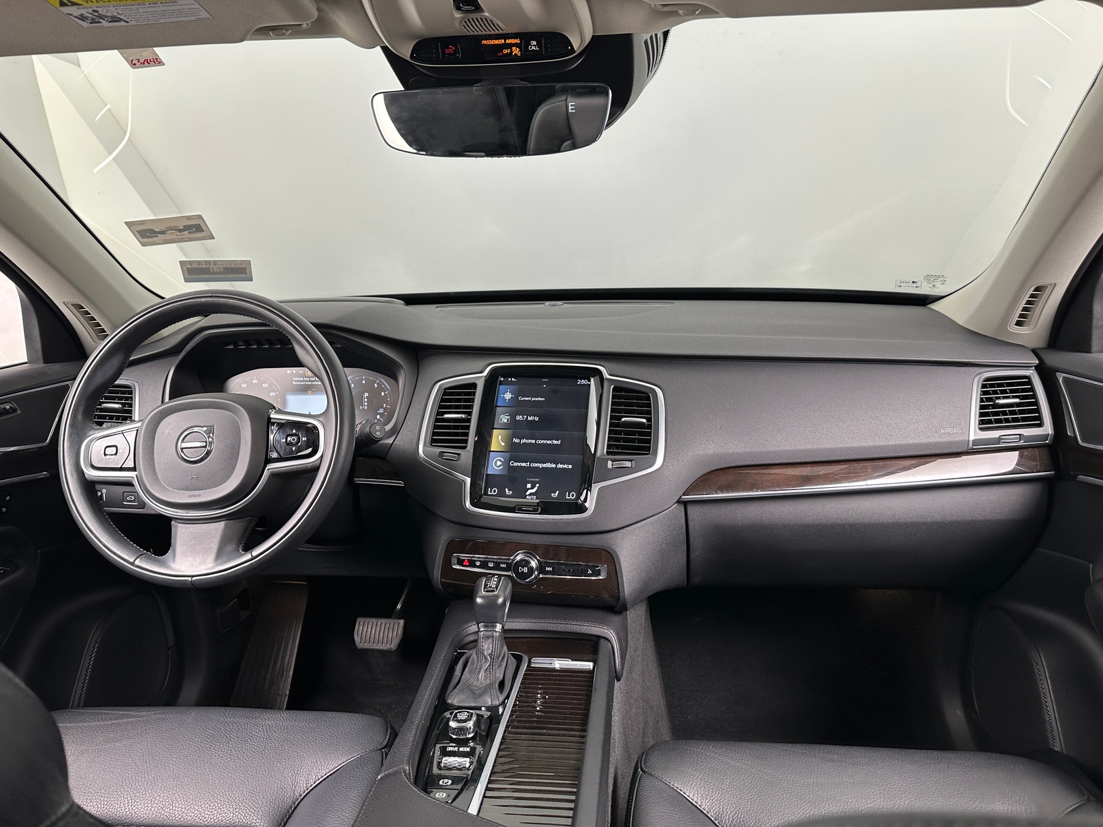 Thumbnail: 2019 Volvo XC90 - 2