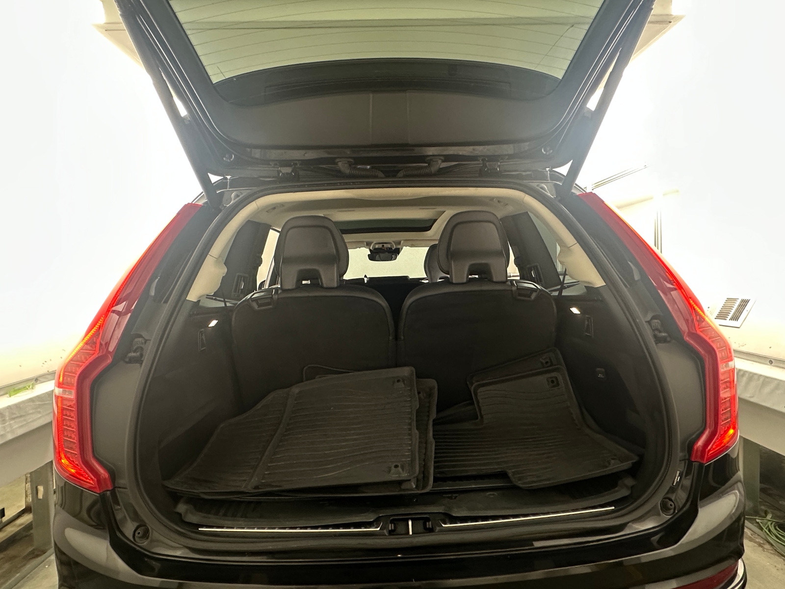 Thumbnail: 2019 Volvo XC90 - 6