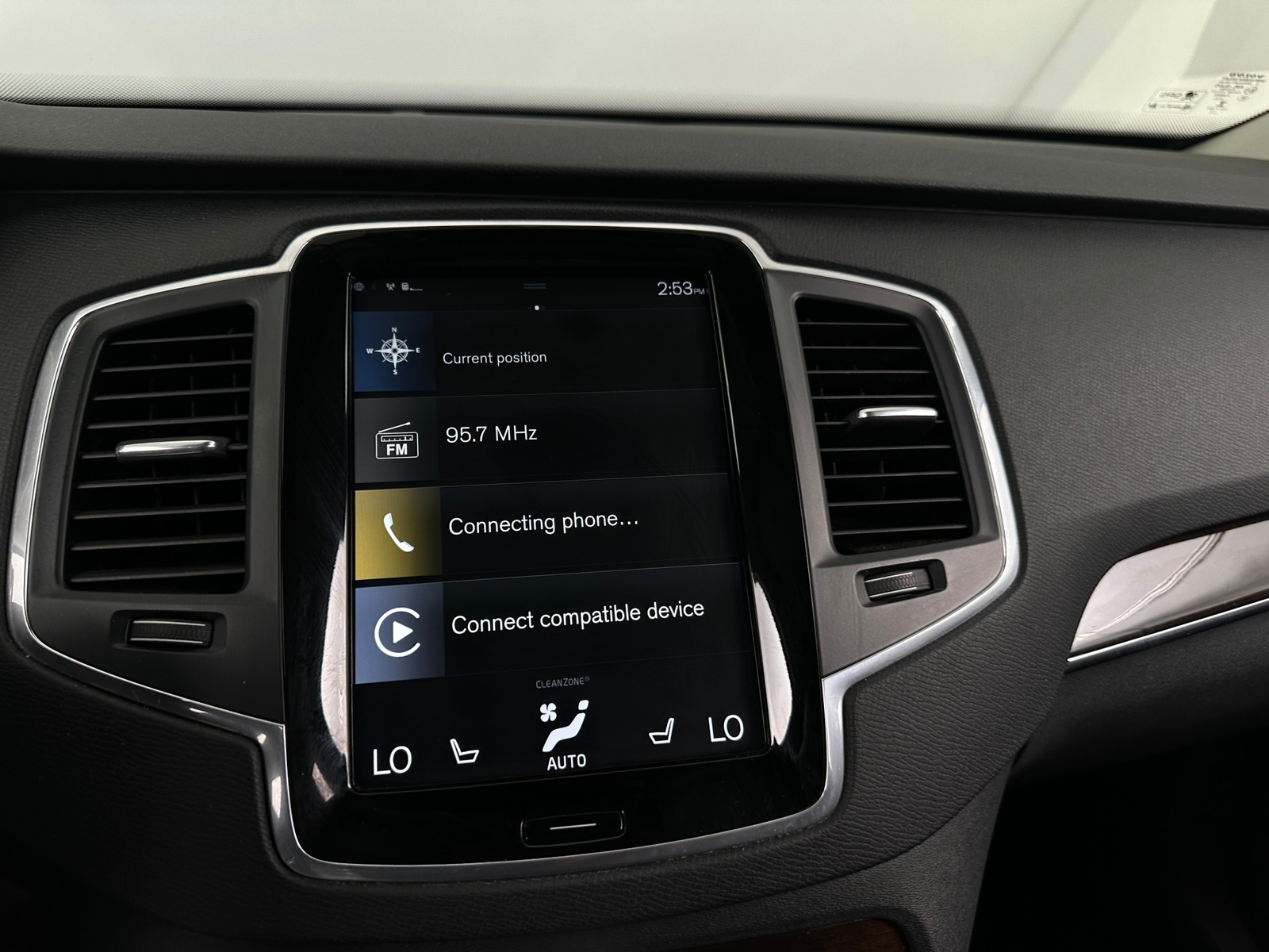 Thumbnail: 2019 Volvo XC90 - 3