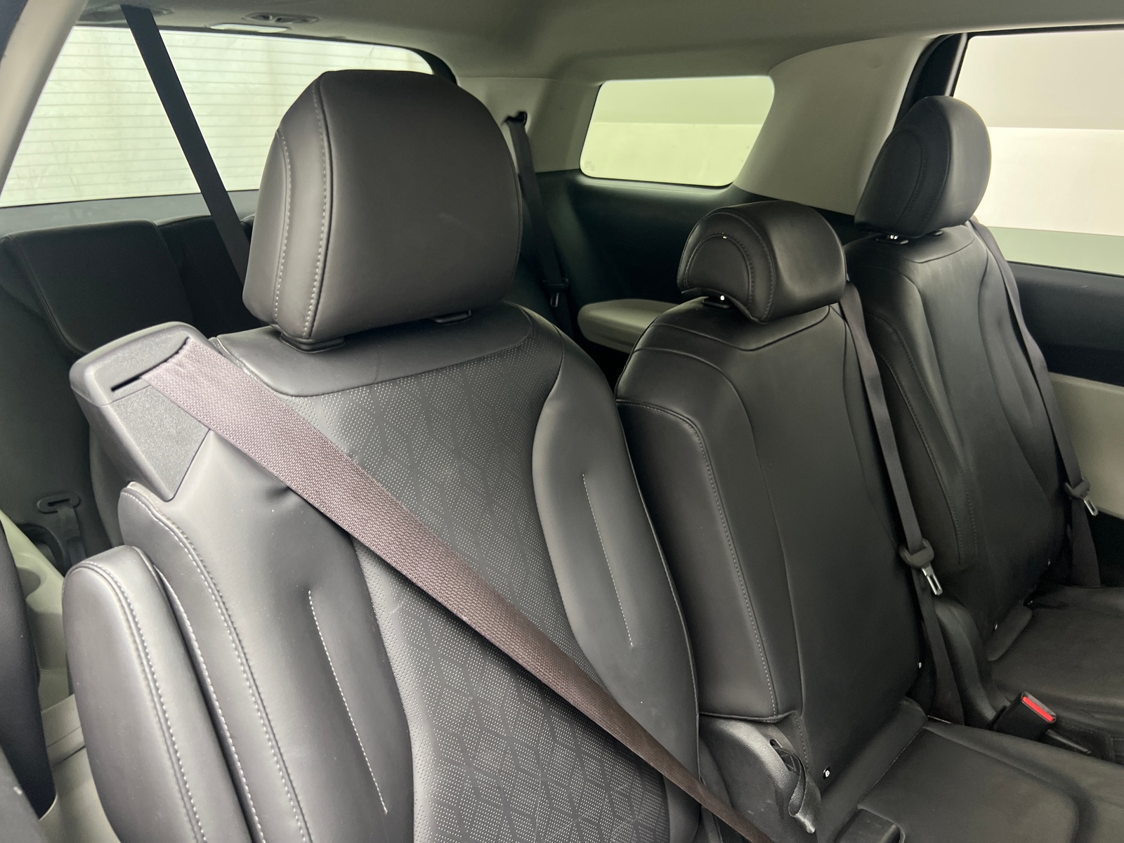 Thumbnail: 2024 Kia Carnival - 5