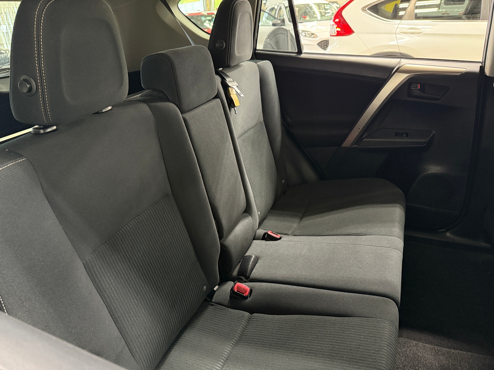 Thumbnail: 2013 Toyota RAV4 - 6