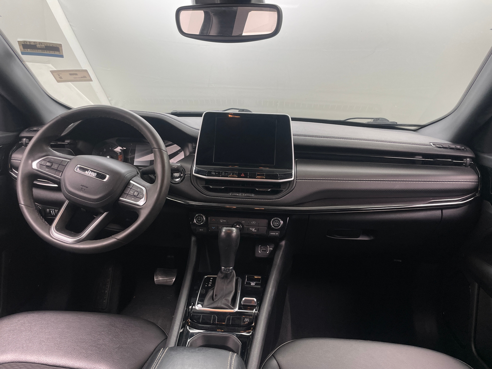 Thumbnail: 2022 Jeep Compass - 3