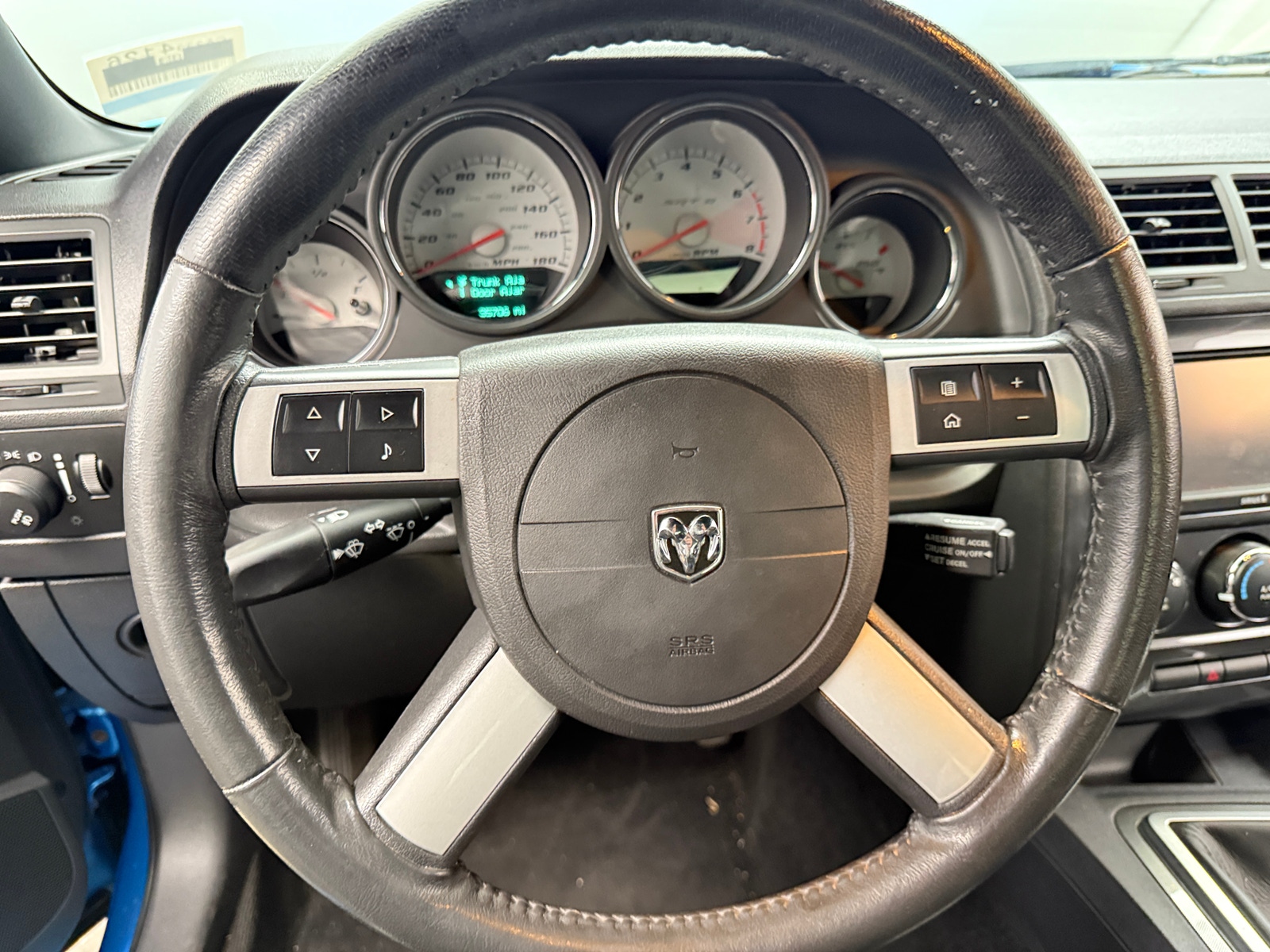 Thumbnail: 2010 Dodge Challenger - 3