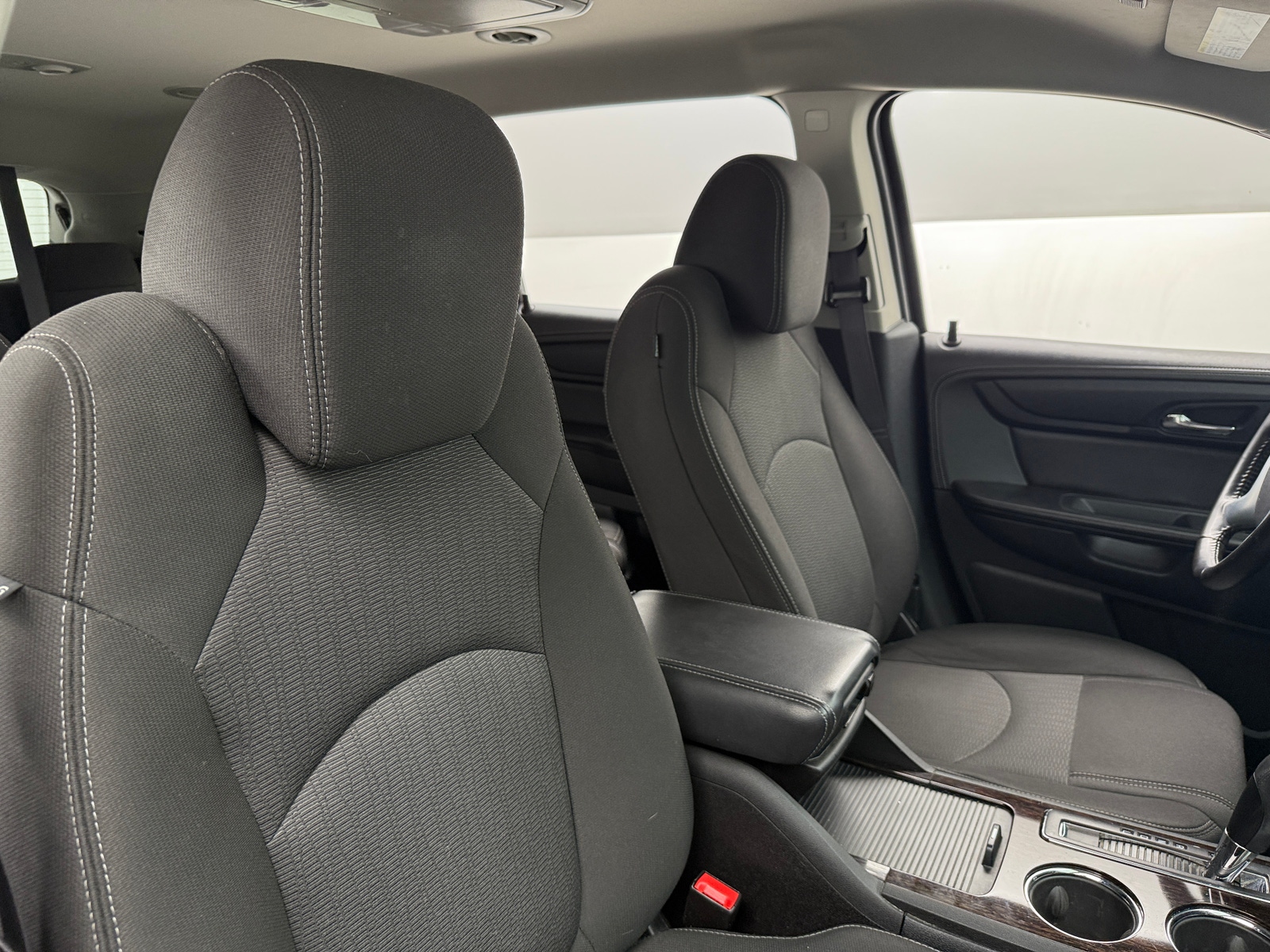 Thumbnail: 2015 Chevrolet Traverse - 2