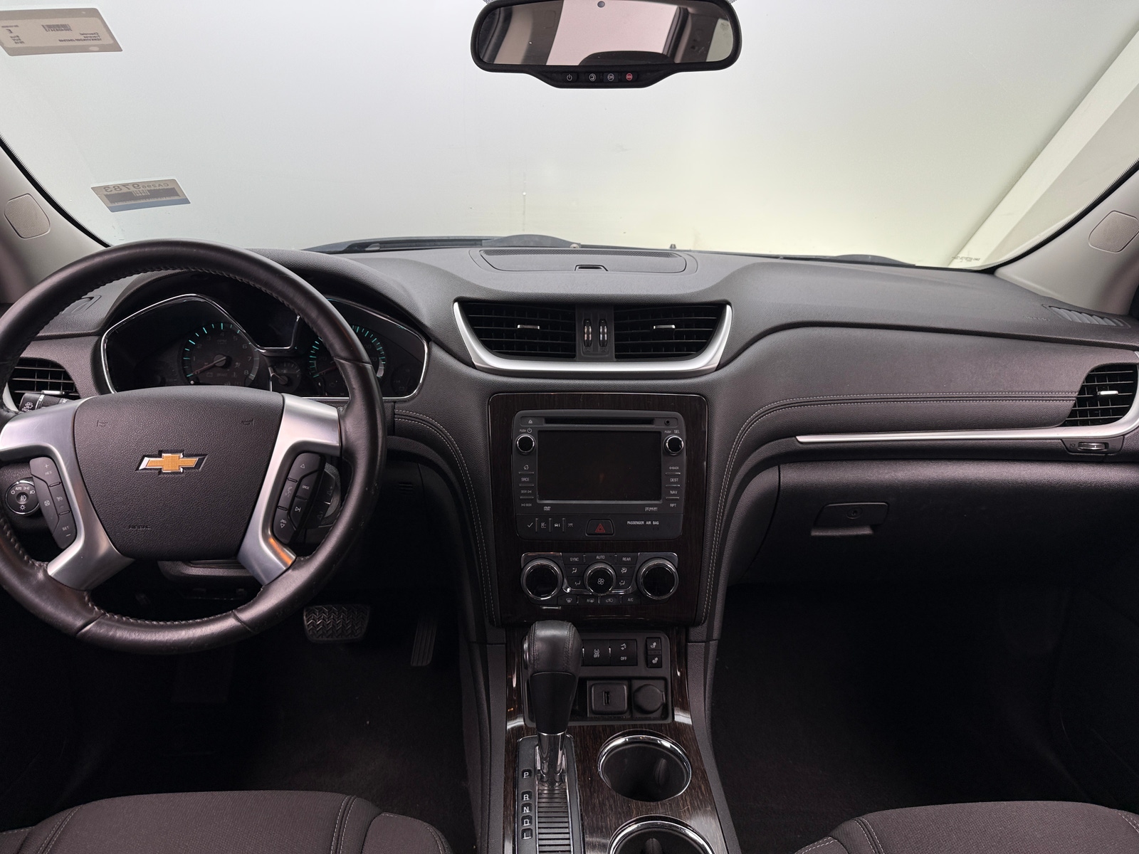 Thumbnail: 2015 Chevrolet Traverse - 3
