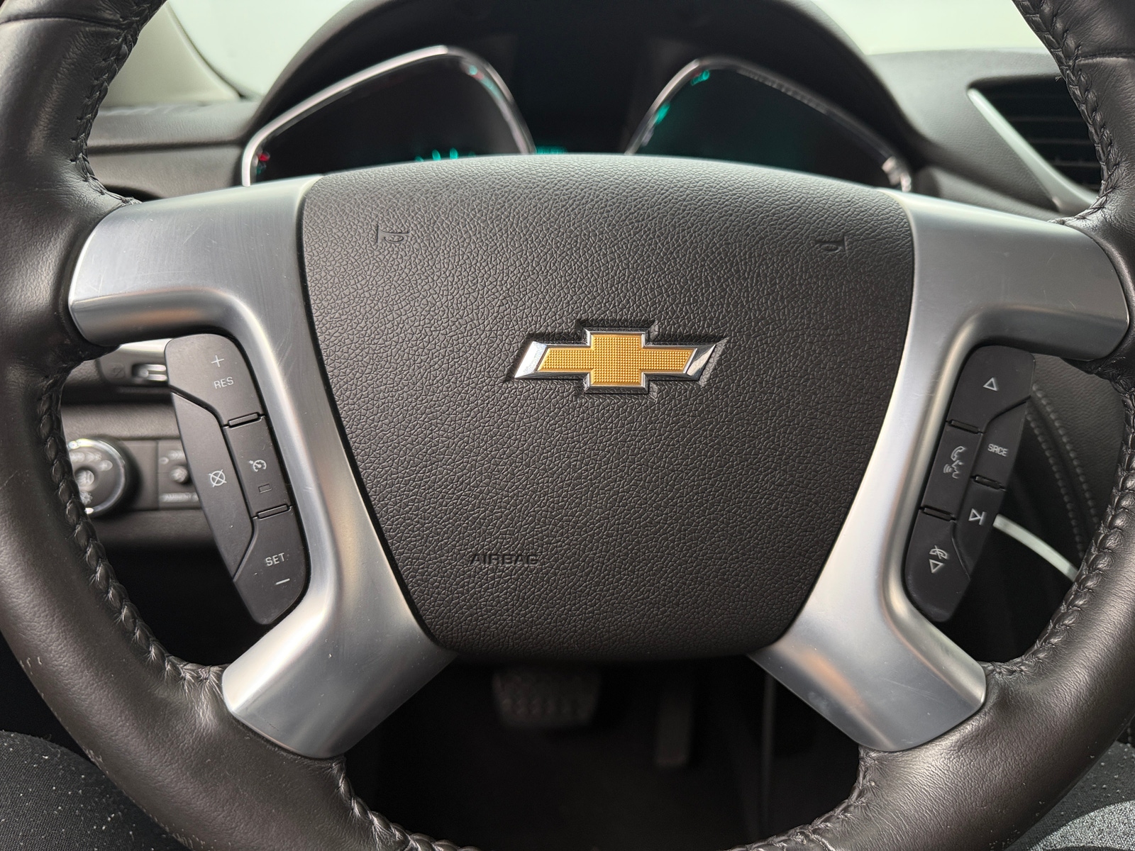 Thumbnail: 2015 Chevrolet Traverse - 5