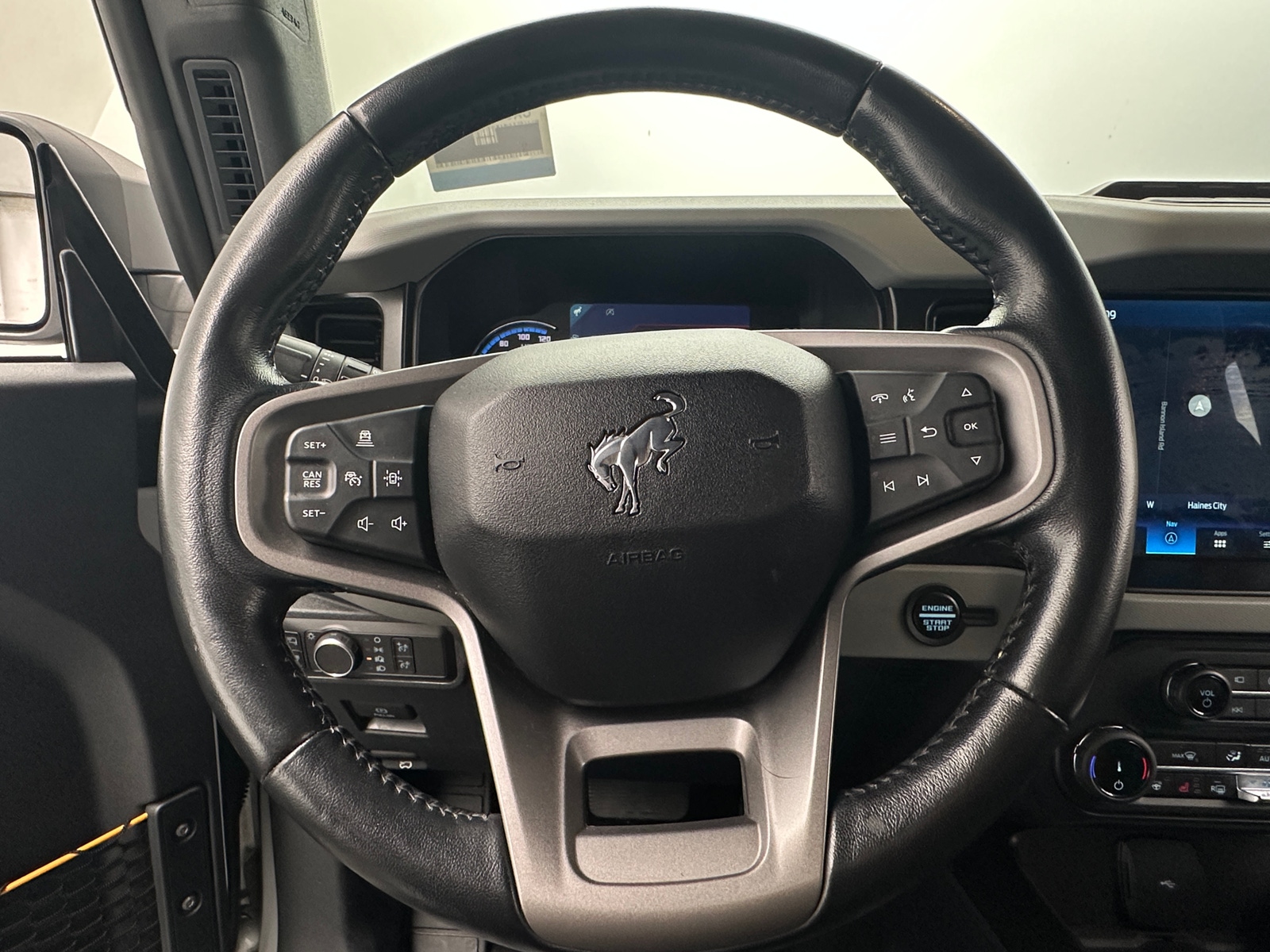 Thumbnail: 2022 Ford Bronco - 4